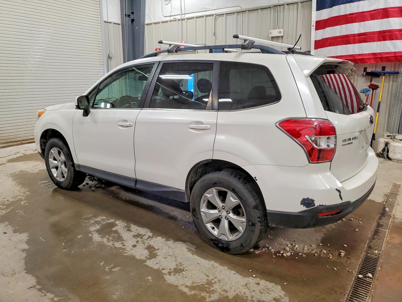 2014 Subaru Forester 2.5i Limited White vin: JF2SJAHC7EH457490