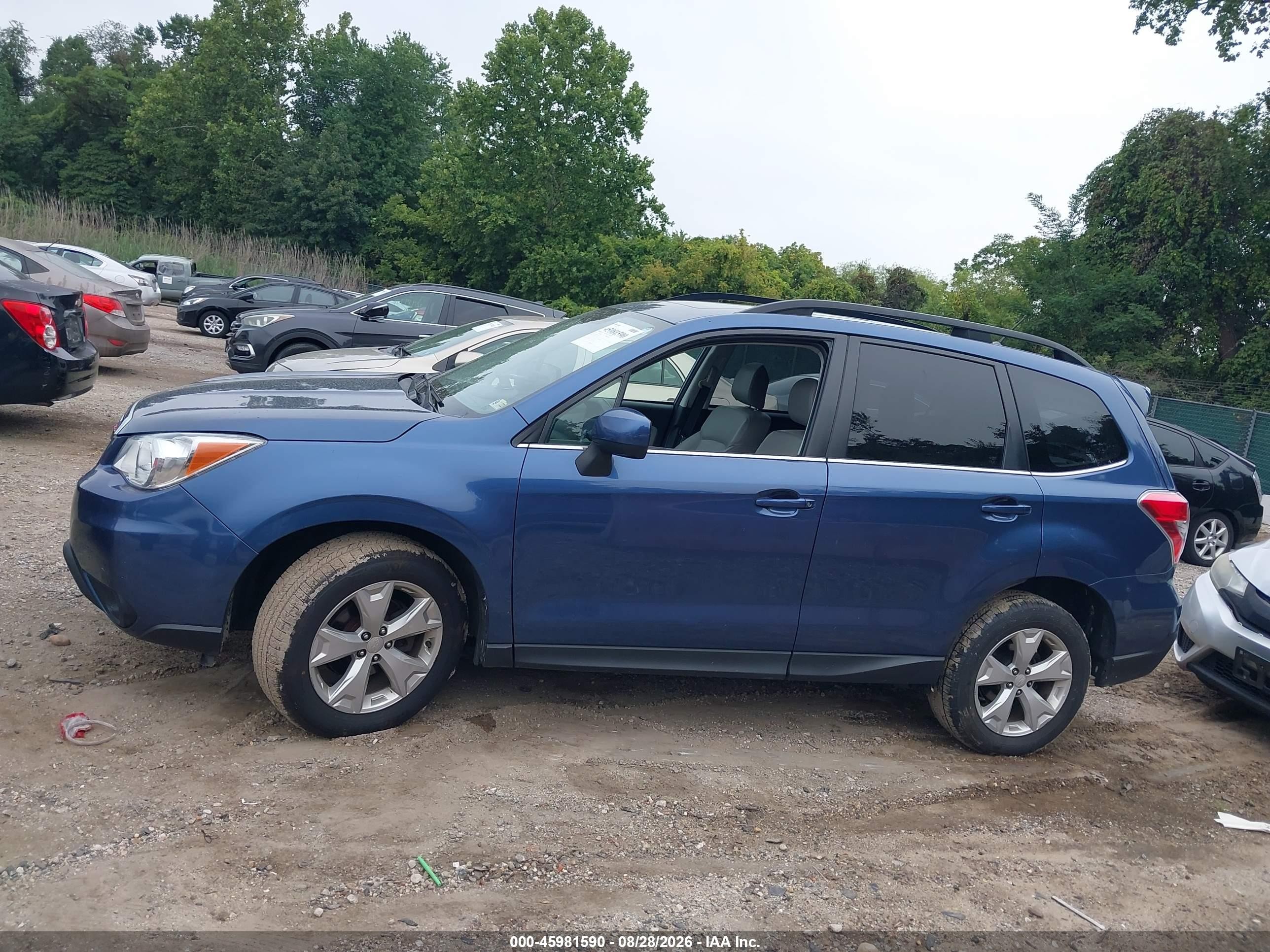 2014 Subaru Forester 2.5i Limited Blue vin: JF2SJAHC7EH469459