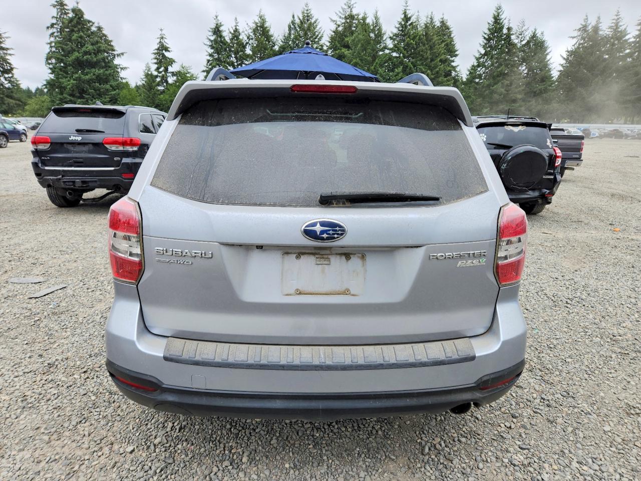 2015 Subaru Forester 2.5i Limited Silver vin: JF2SJAHC7FH467941