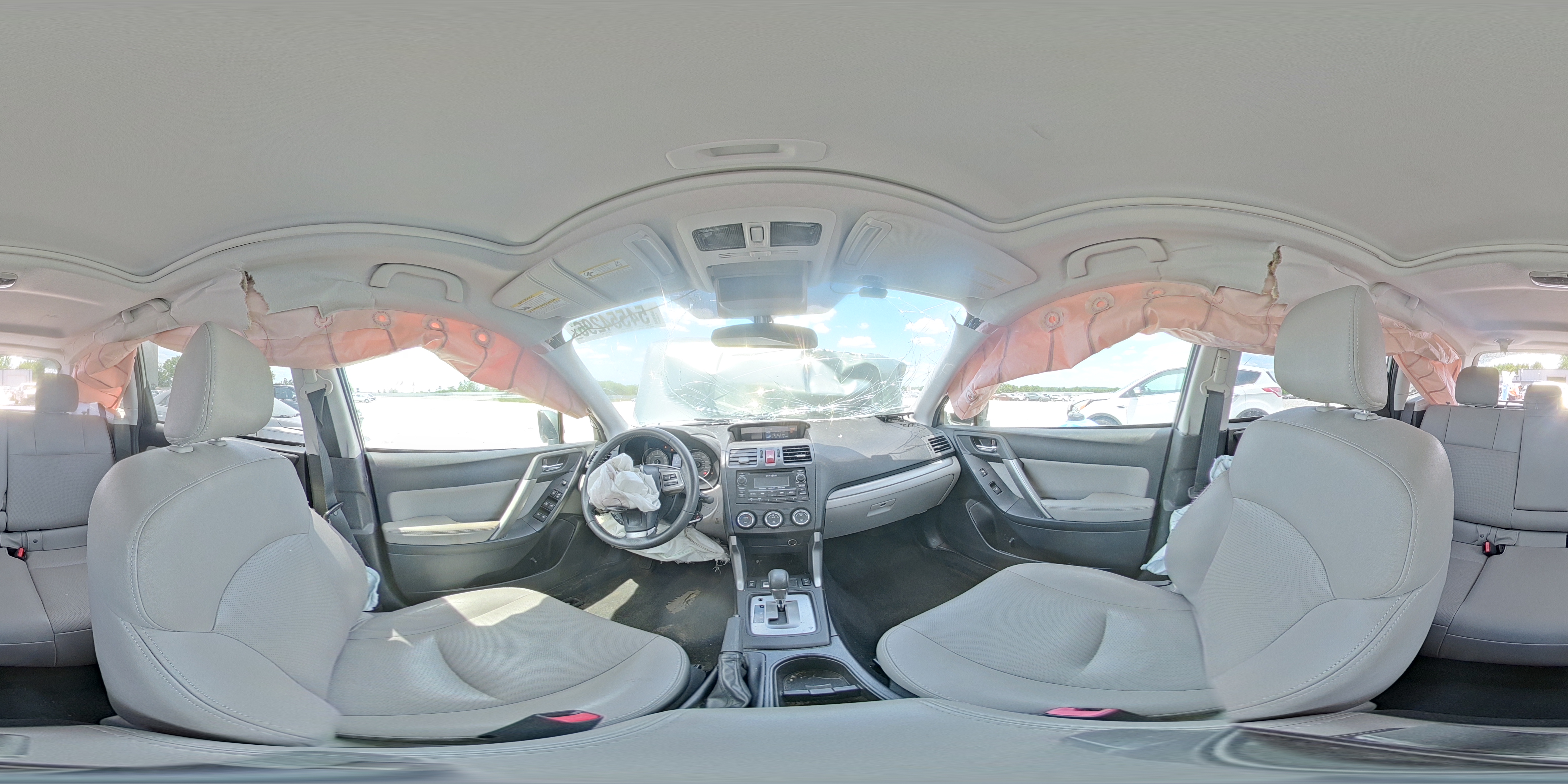 2015 Subaru Forester 2.5i Limited Серый vin: JF2SJAHC7FH496405