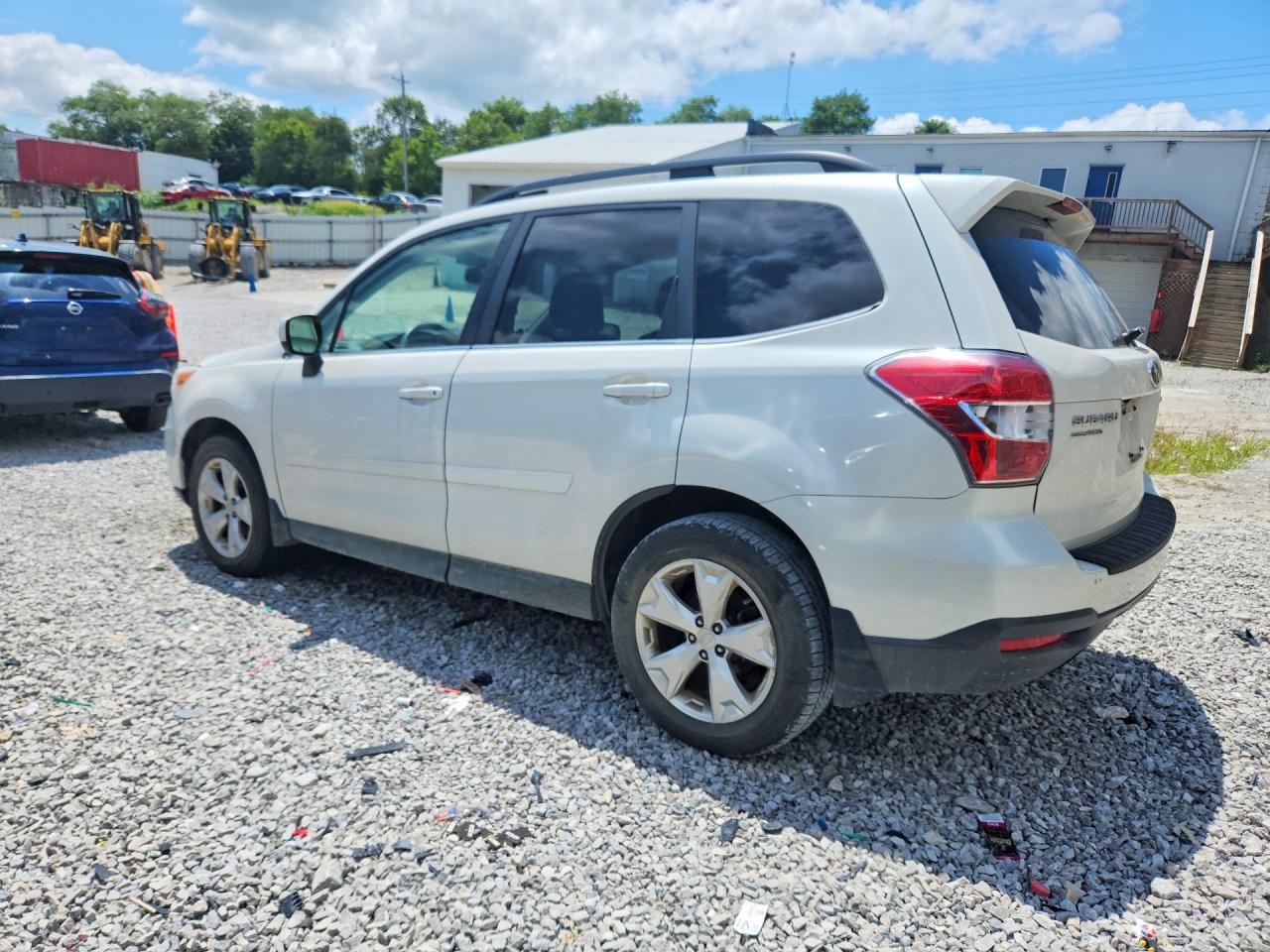 2014 Subaru Forester 2.5i Limited White vin: JF2SJAHC8EH419475