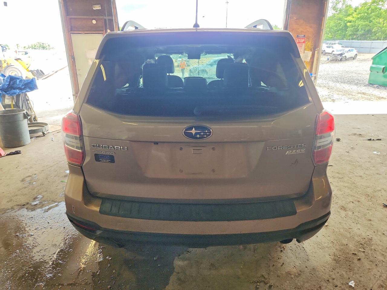 2015 Subaru Forester 2.5i Limited Tan vin: JF2SJAHC8FH437265