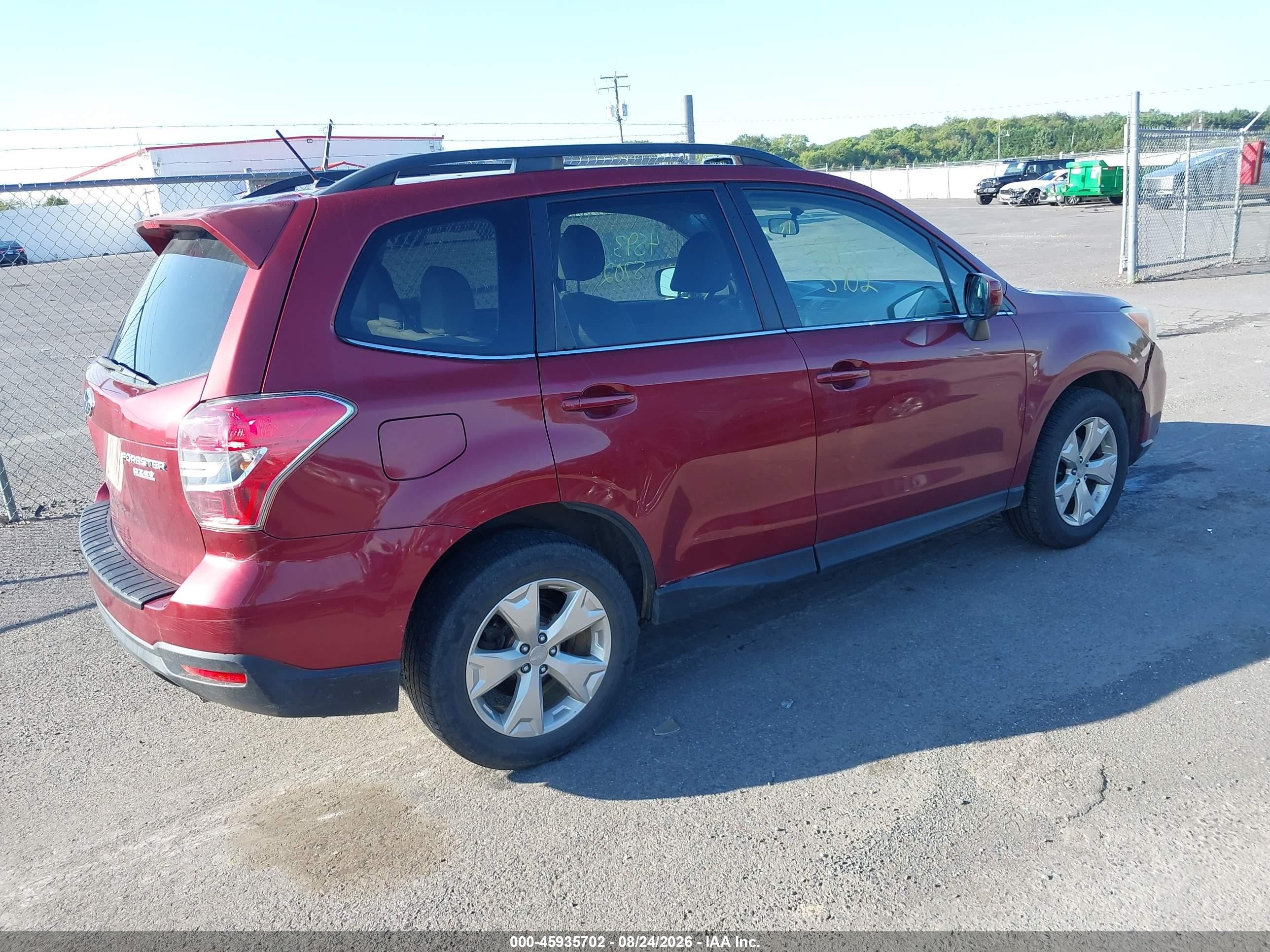 2015 Subaru Forester 2.5i Limited Красный vin: JF2SJAHC8FH545479