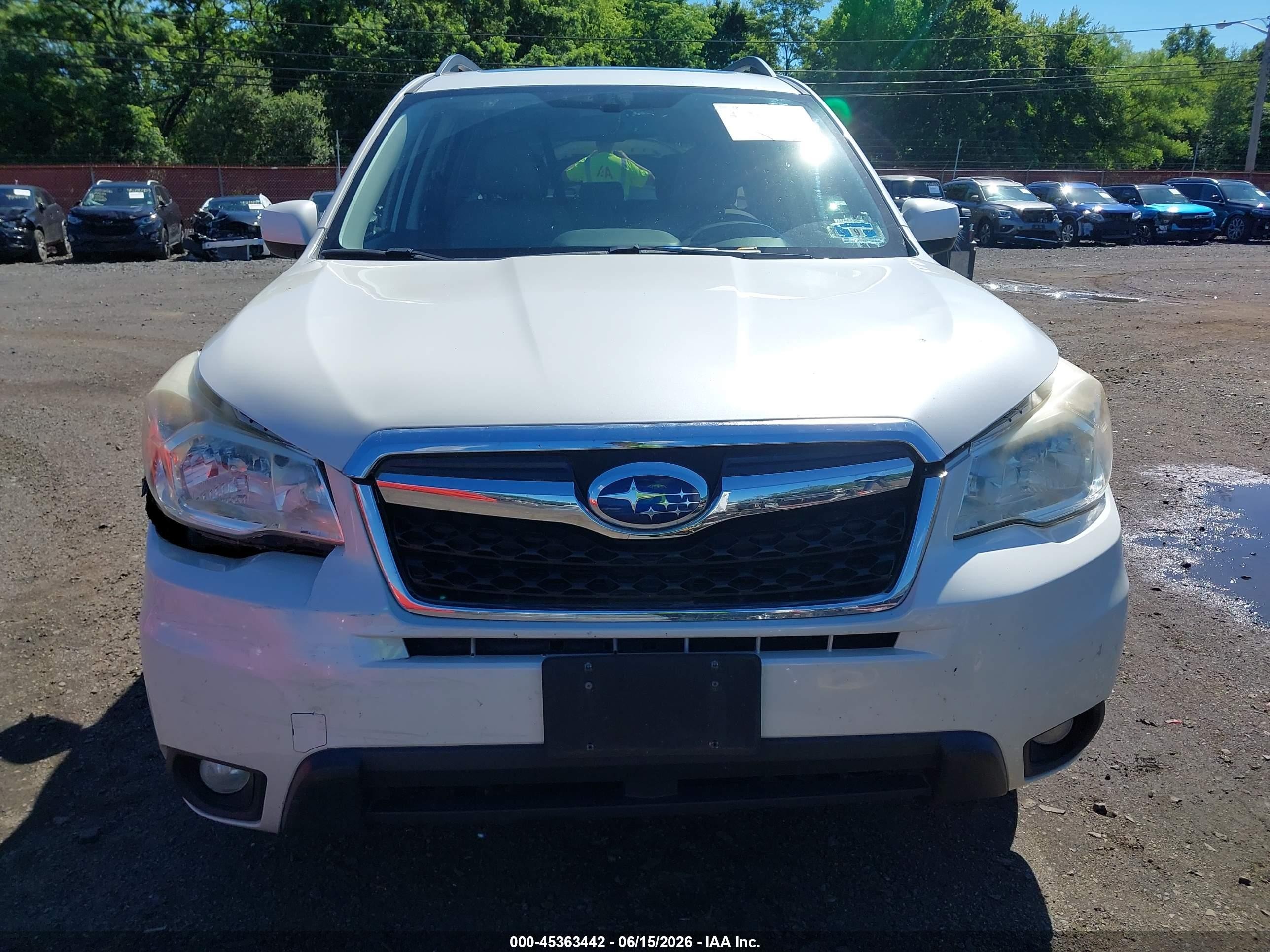 2014 Subaru Forester 2.5i Limited White vin: JF2SJAHC9EH479782