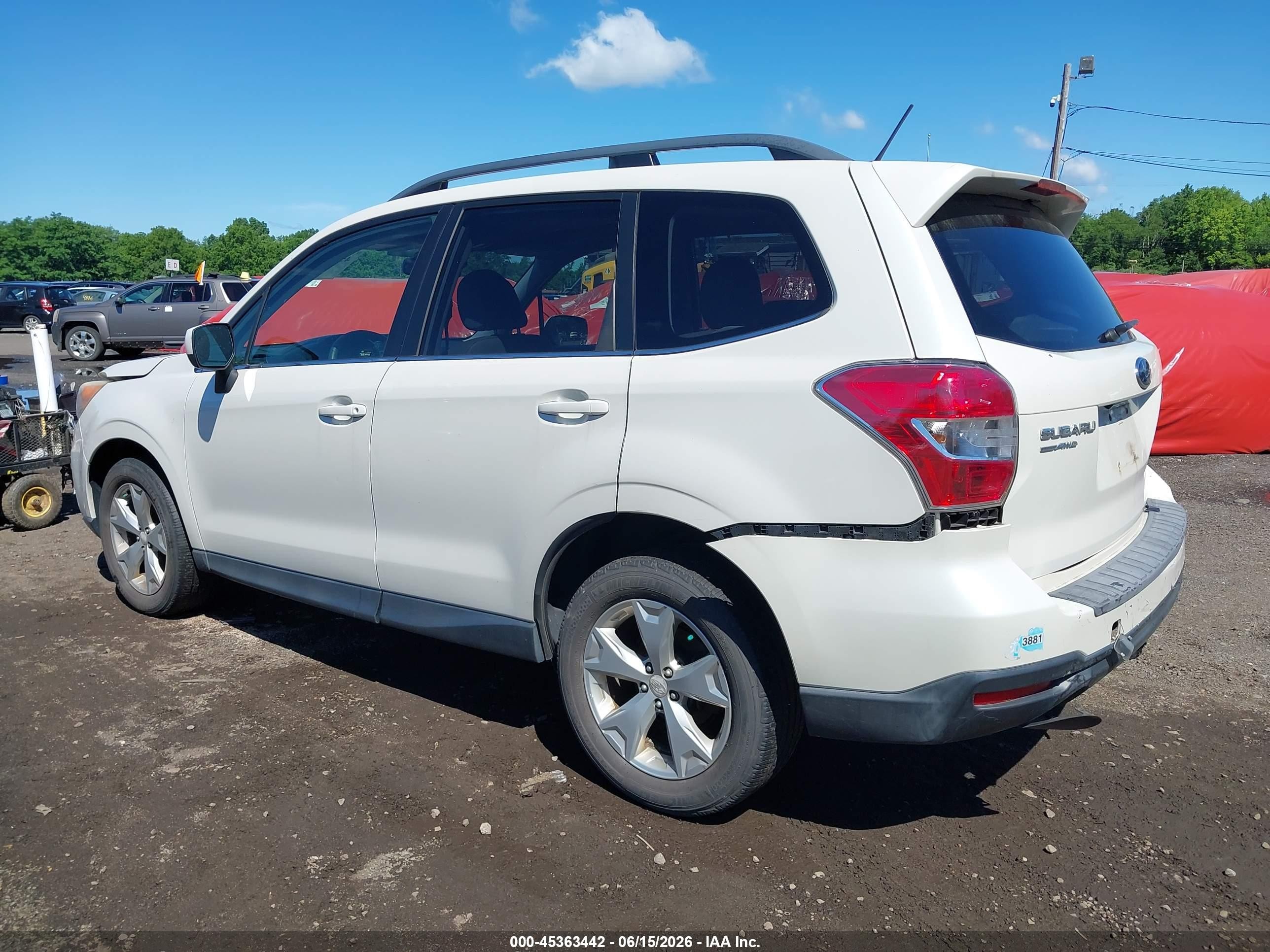 2014 Subaru Forester 2.5i Limited White vin: JF2SJAHC9EH479782