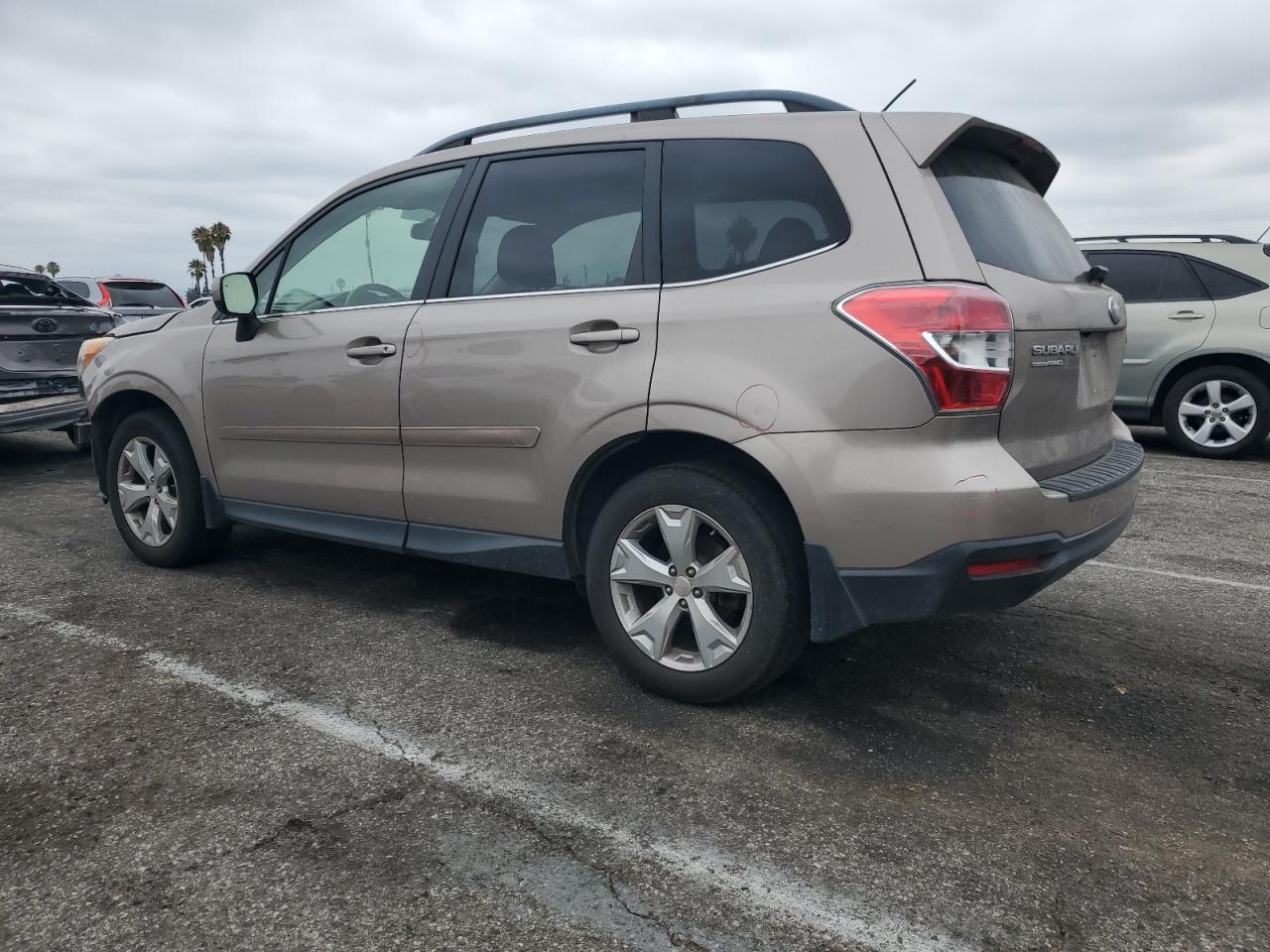2014 Subaru Forester 2.5i Limited Tan vin: JF2SJAHC9EH505944