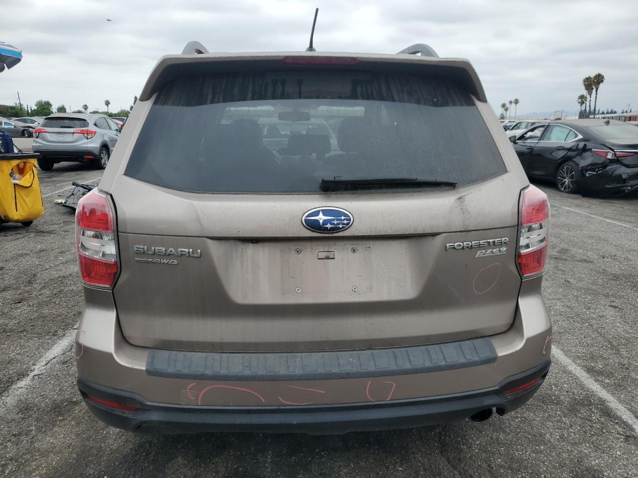 2014 Subaru Forester 2.5i Limited Tan vin: JF2SJAHC9EH505944