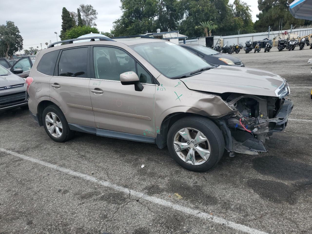 2014 Subaru Forester 2.5i Limited Tan vin: JF2SJAHC9EH505944