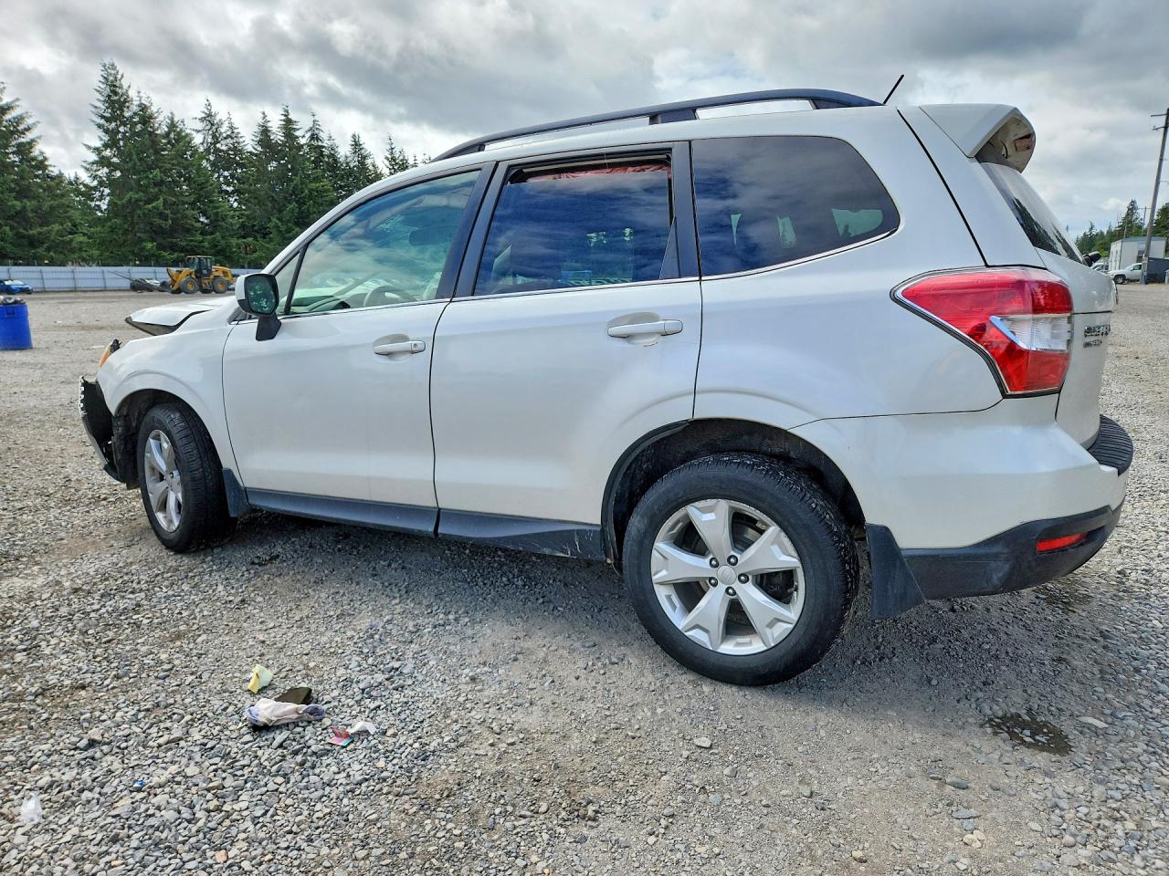 2014 Subaru Forester 2.5i Limited White vin: JF2SJAHC9EH525014