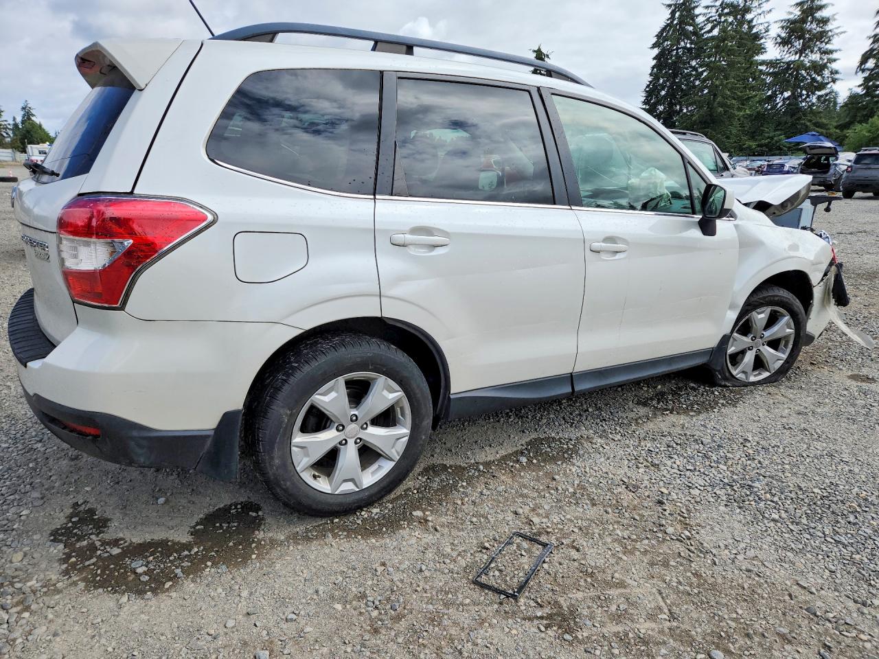 2014 Subaru Forester 2.5i Limited White vin: JF2SJAHC9EH525014