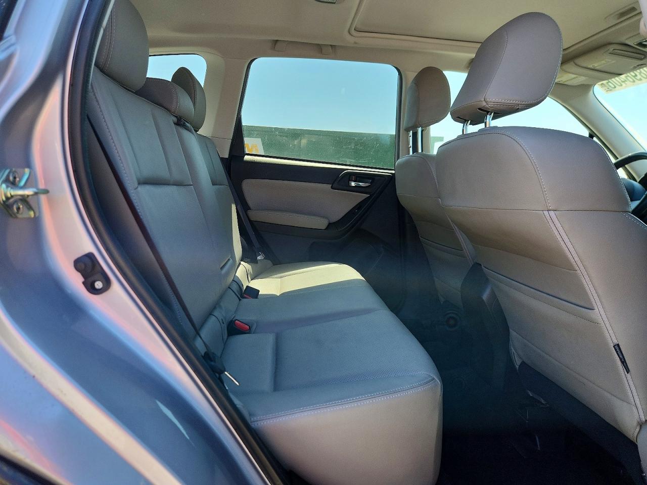 2015 Subaru Forester Limited+moonroof Silver vin: JF2SJAHC9FH476222