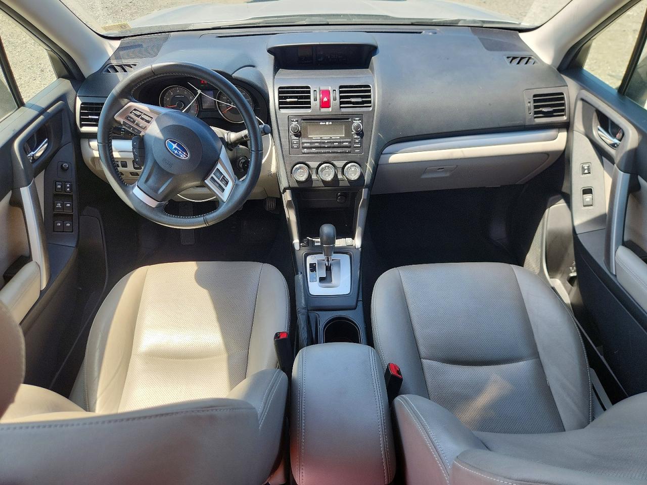 2015 Subaru Forester Limited+moonroof Silver vin: JF2SJAHC9FH476222