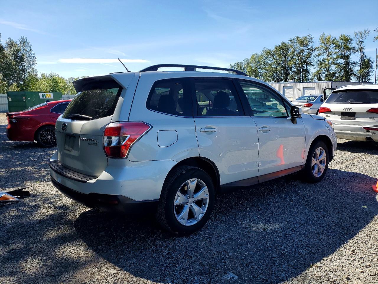 2015 Subaru Forester 2.5i Limited White vin: JF2SJAHC9FH494168