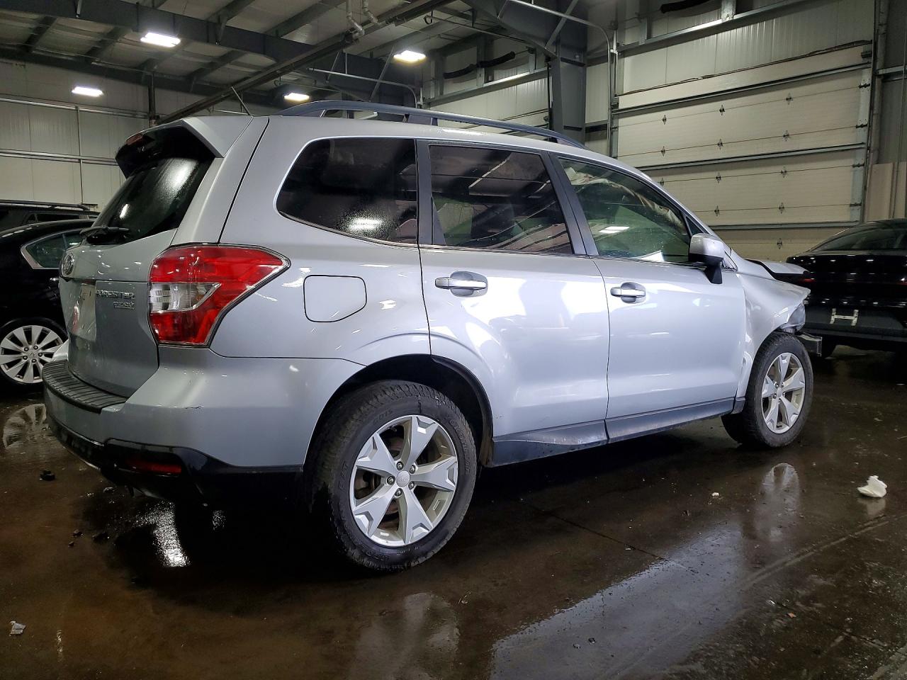 2015 Subaru Forester 2.5i Limited Silver vin: JF2SJAHC9FH515343