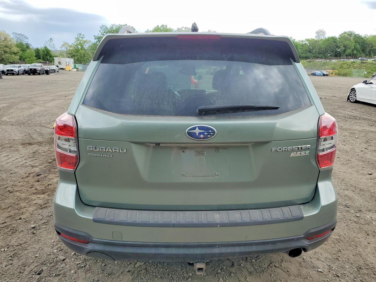 2015 Subaru Forester 2.5i Limited Green vin: JF2SJAHC9FH517092