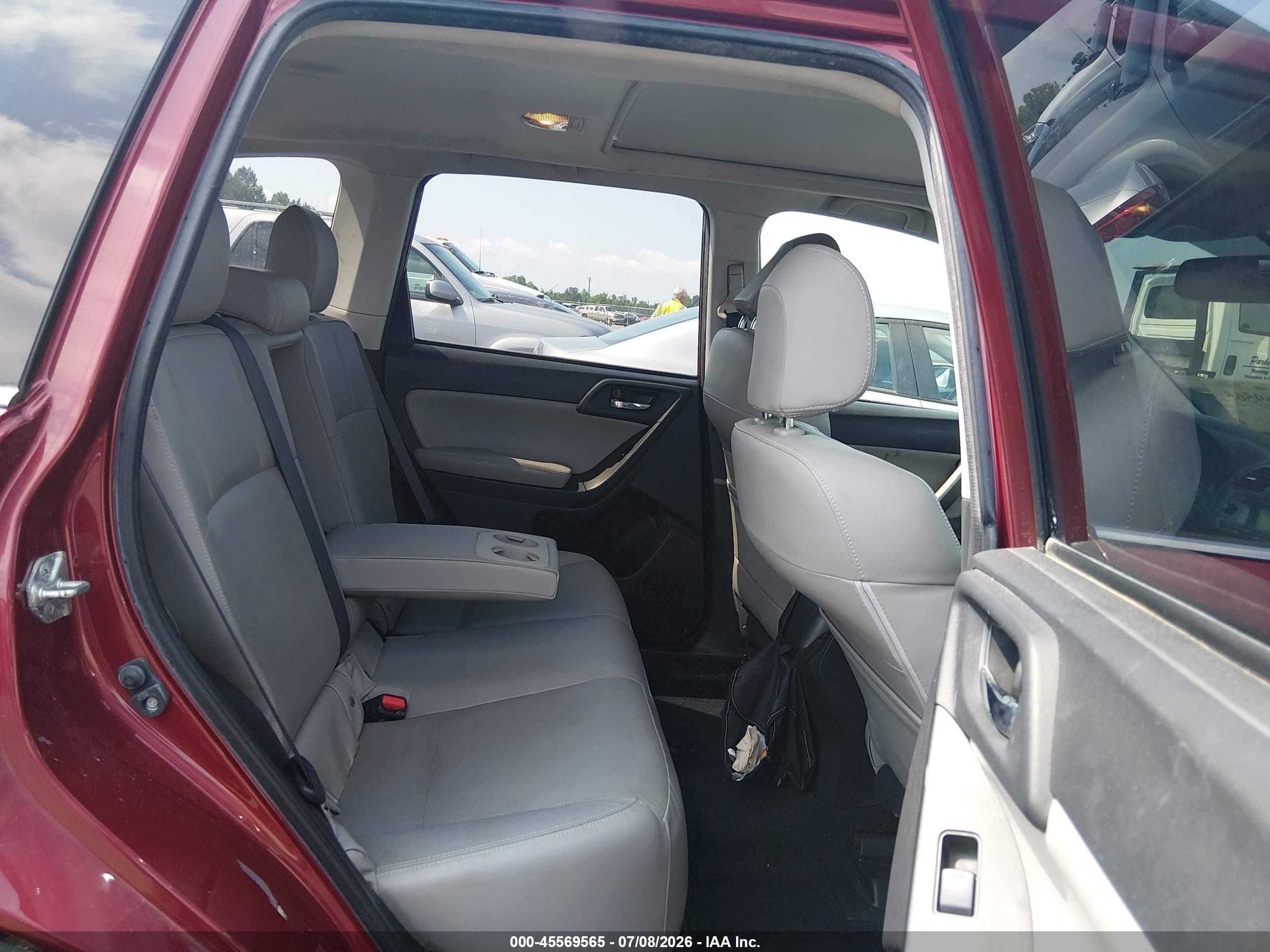 2014 Subaru Forester 2.5i Limited Red vin: JF2SJAHCXEH404959