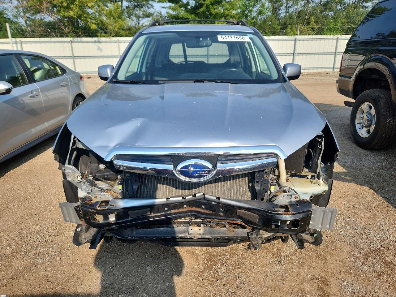 2014 Subaru Forester 2.5i Limited Silver vin: JF2SJAHCXEH455927