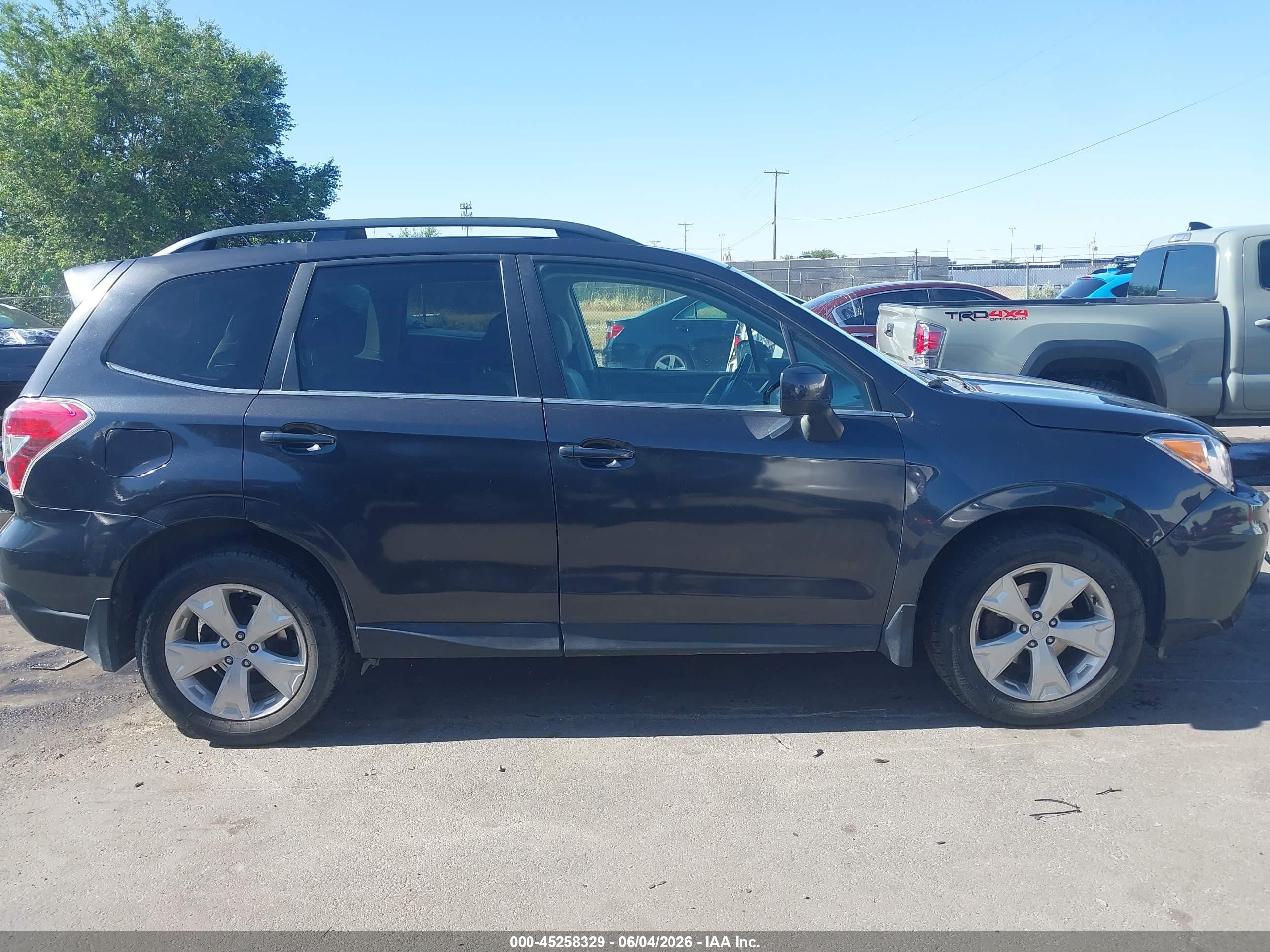 2014 Subaru Forester 2.5i Limited Gray vin: JF2SJAHCXEH522252