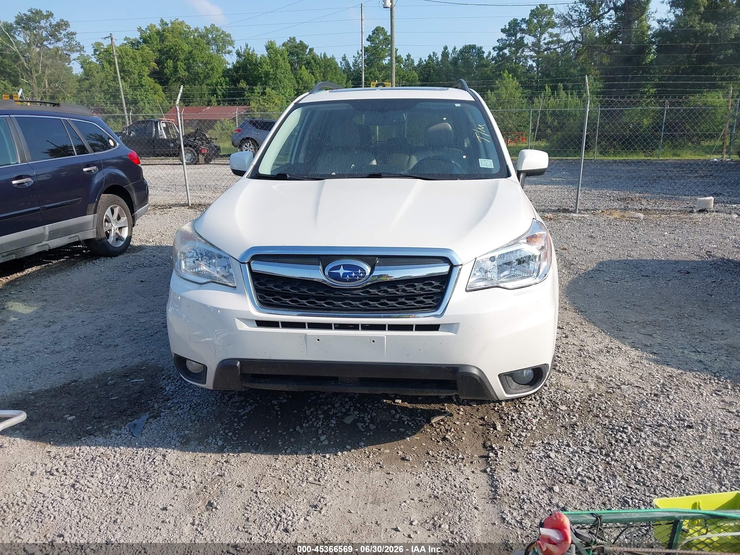 2014 Subaru Forester 2.5i Limited Белый vin: JF2SJAHCXEH523336