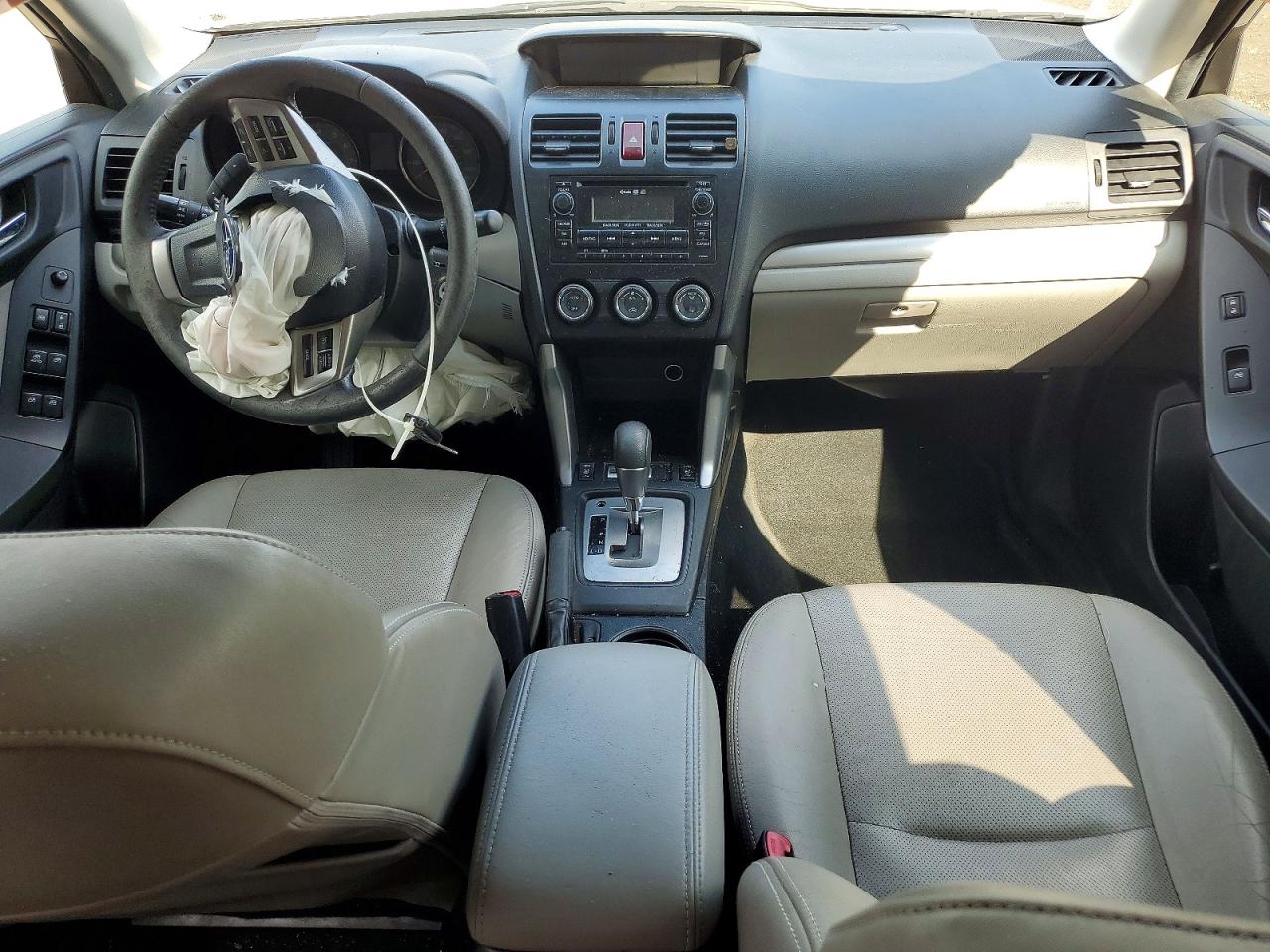2015 Subaru Forester 2.5i Limited White vin: JF2SJAHCXFH413033
