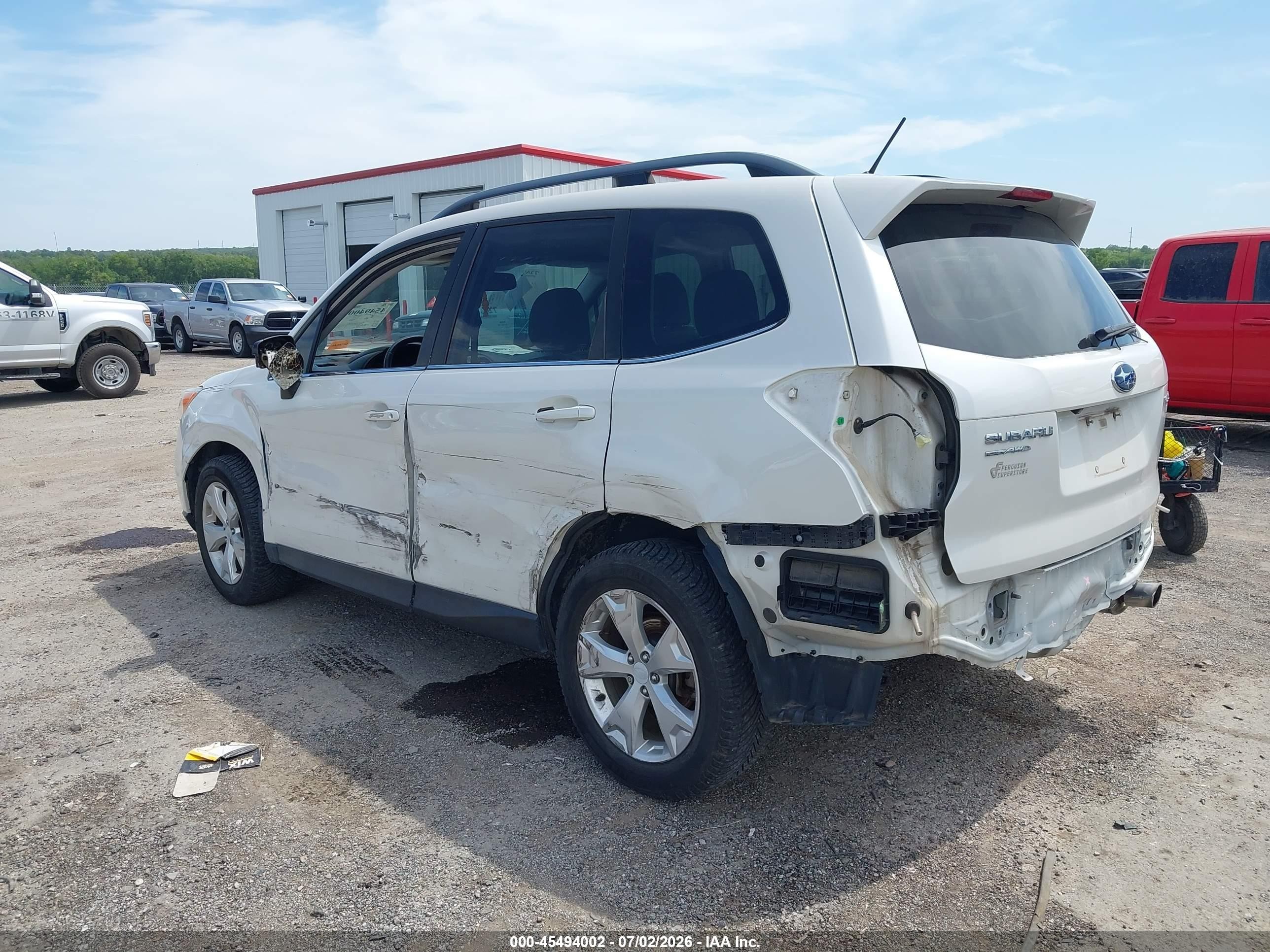 2015 Subaru Forester 2.5i Limited White vin: JF2SJAHCXFH414571