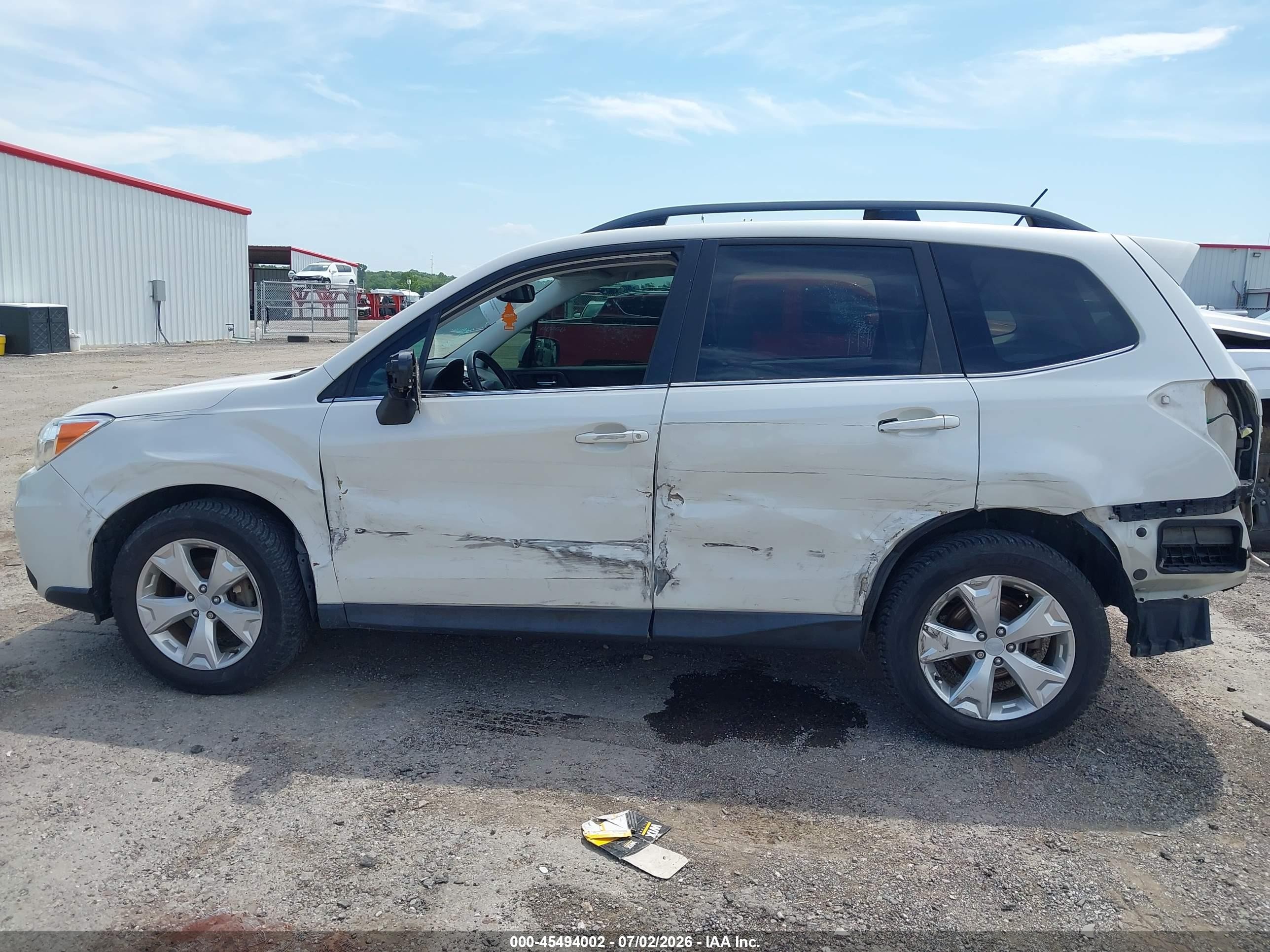 2015 Subaru Forester 2.5i Limited White vin: JF2SJAHCXFH414571