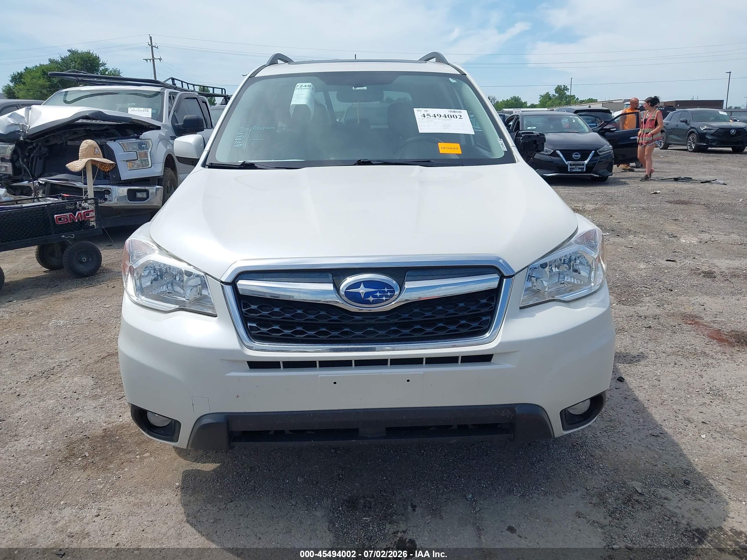 2015 Subaru Forester 2.5i Limited White vin: JF2SJAHCXFH414571