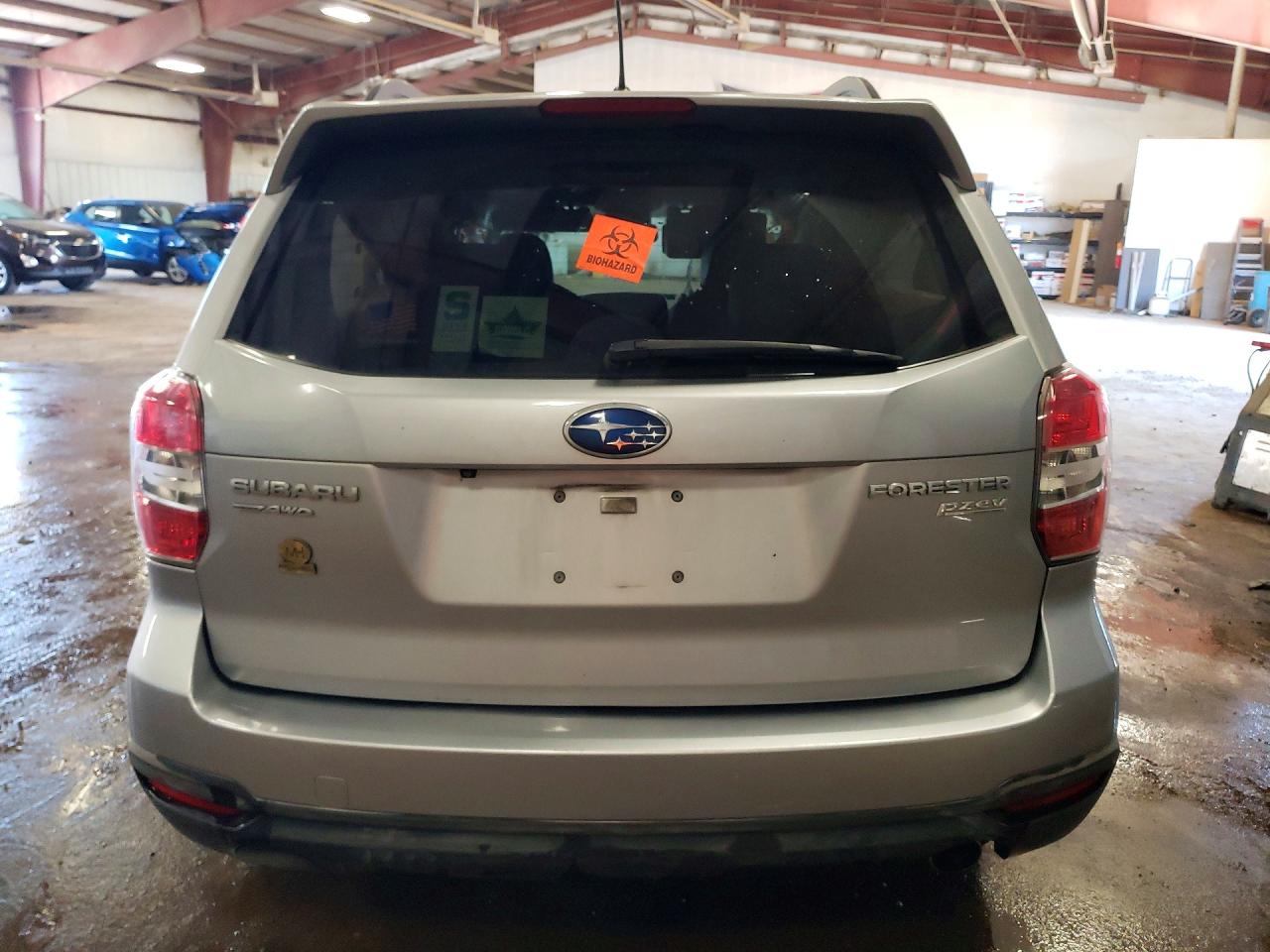 2015 Subaru Forester 2.5i Limited Silver vin: JF2SJAHCXFH541661
