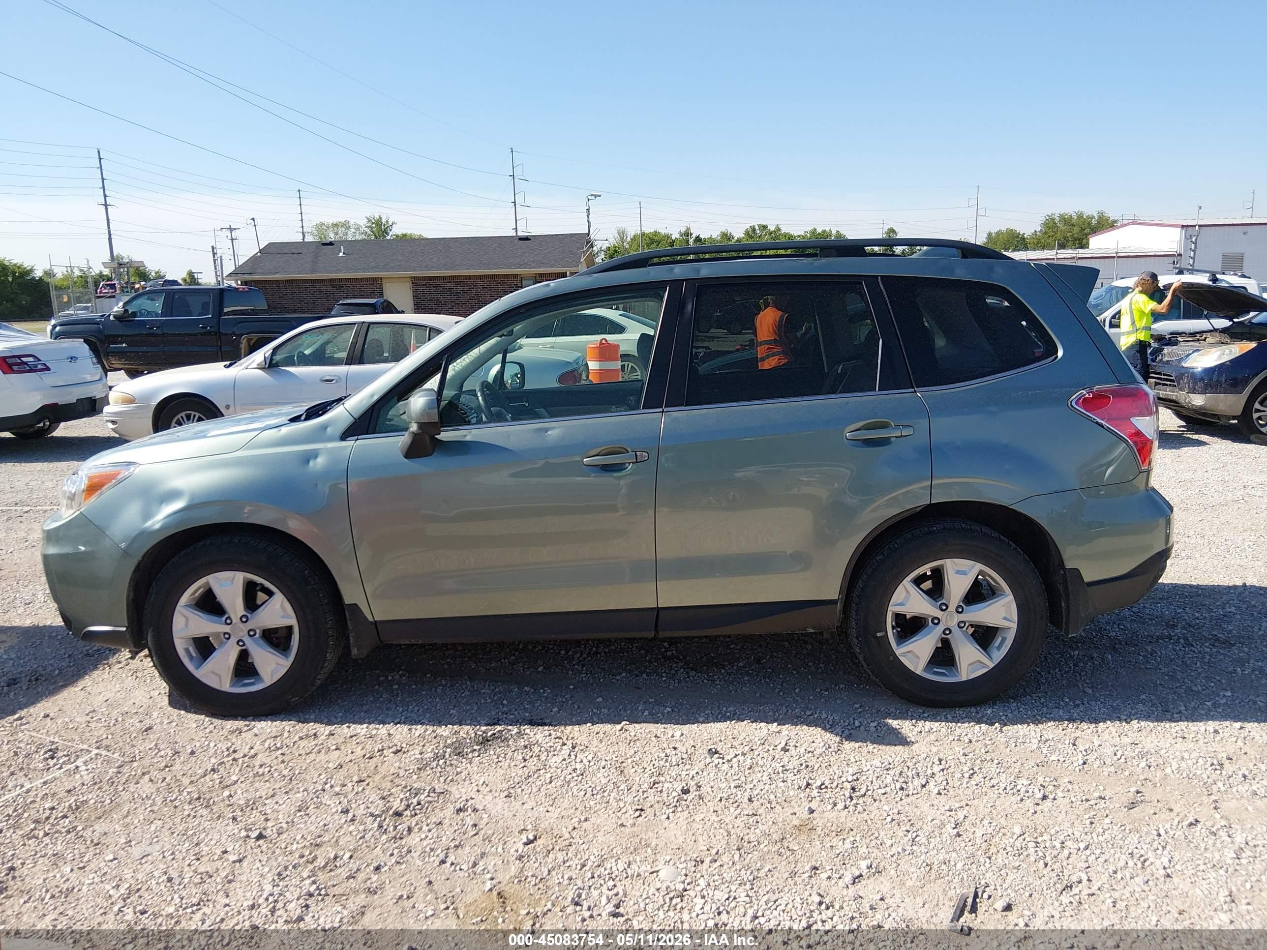 2016 Subaru Forester 2.5i Limited Green vin: JF2SJAHCXGH435485