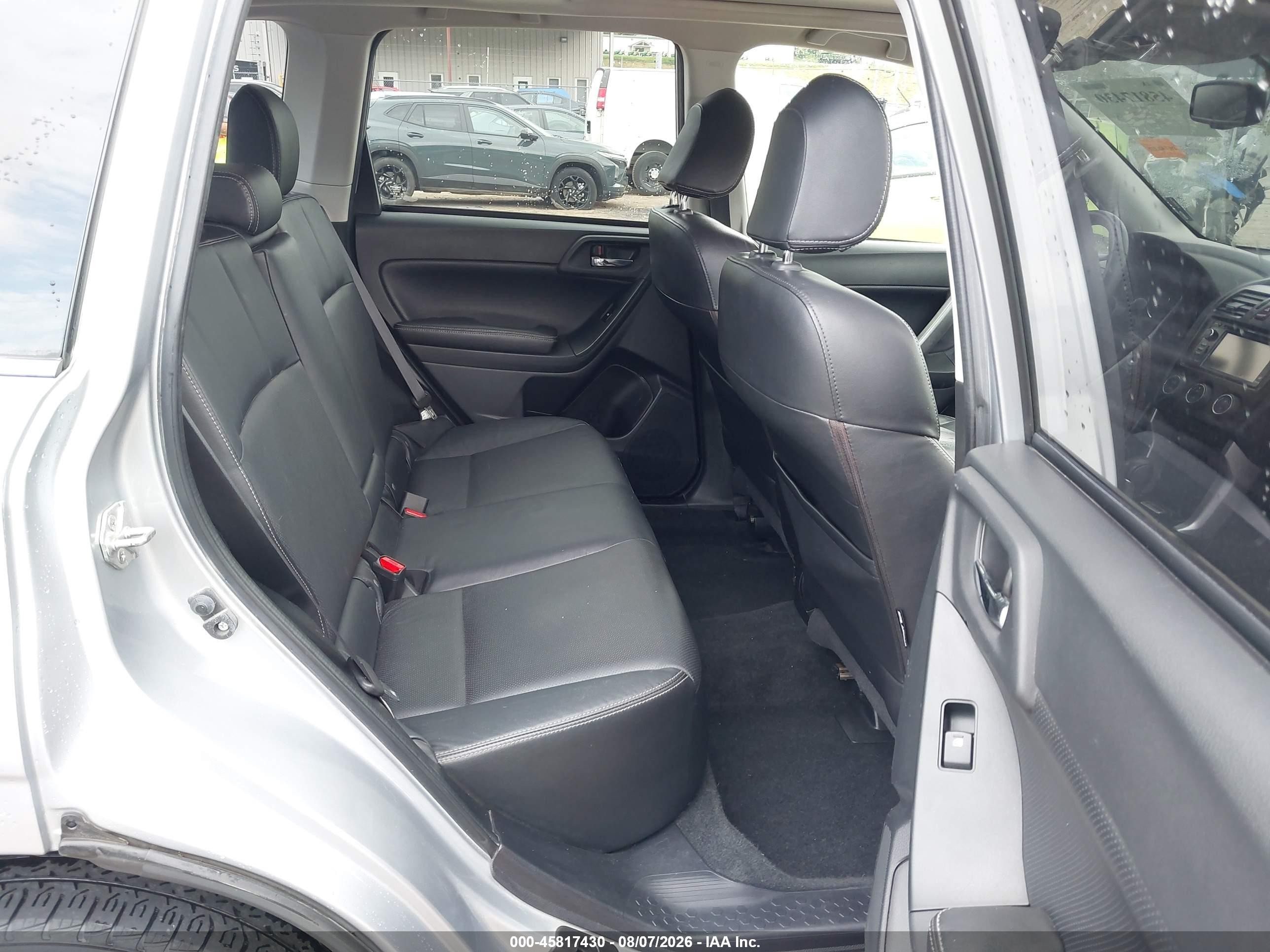 2014 Subaru Forester 2.5i Limited Серебряный vin: JF2SJAJC0EH407797