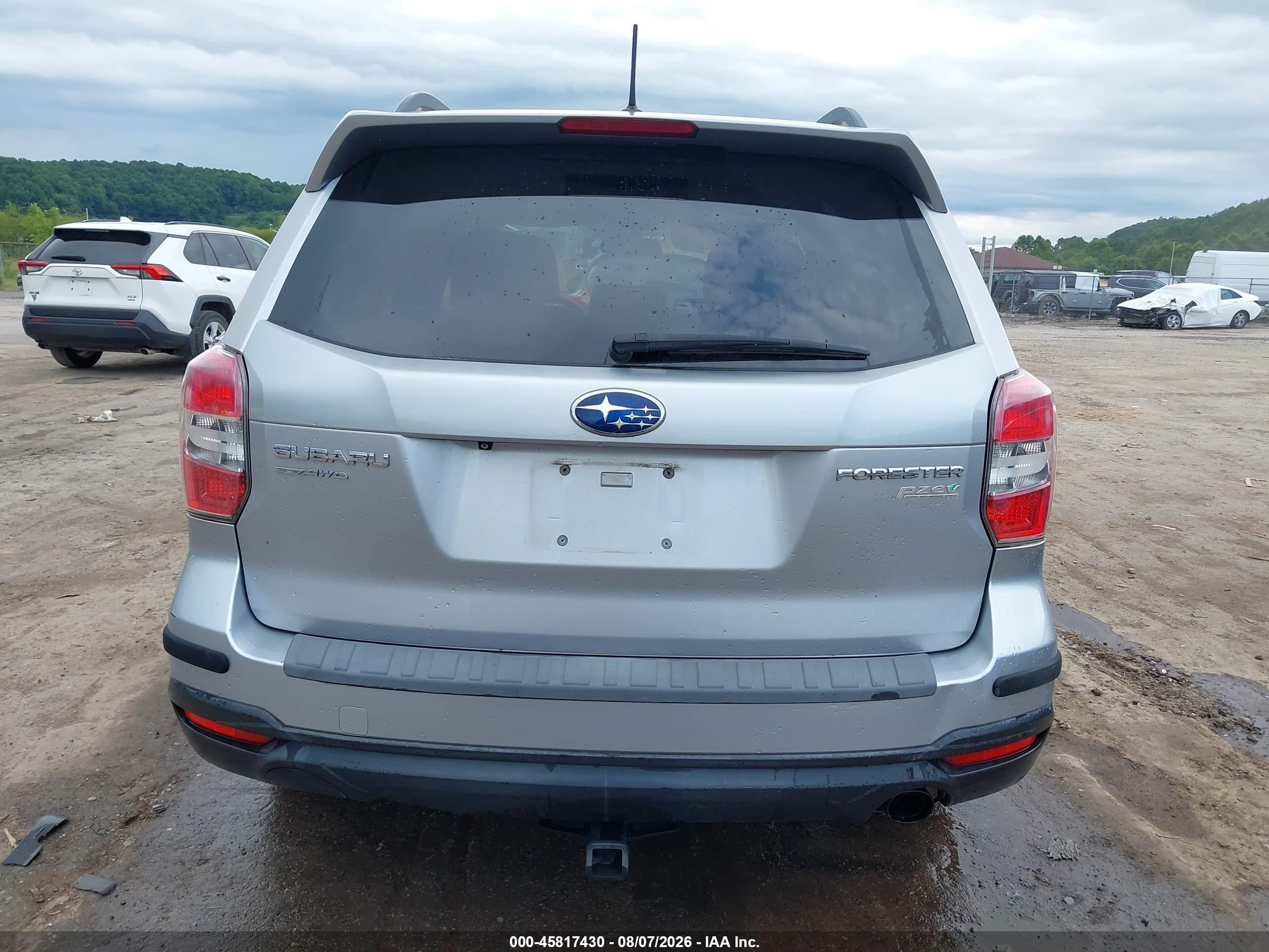 2014 Subaru Forester 2.5i Limited Серебряный vin: JF2SJAJC0EH407797