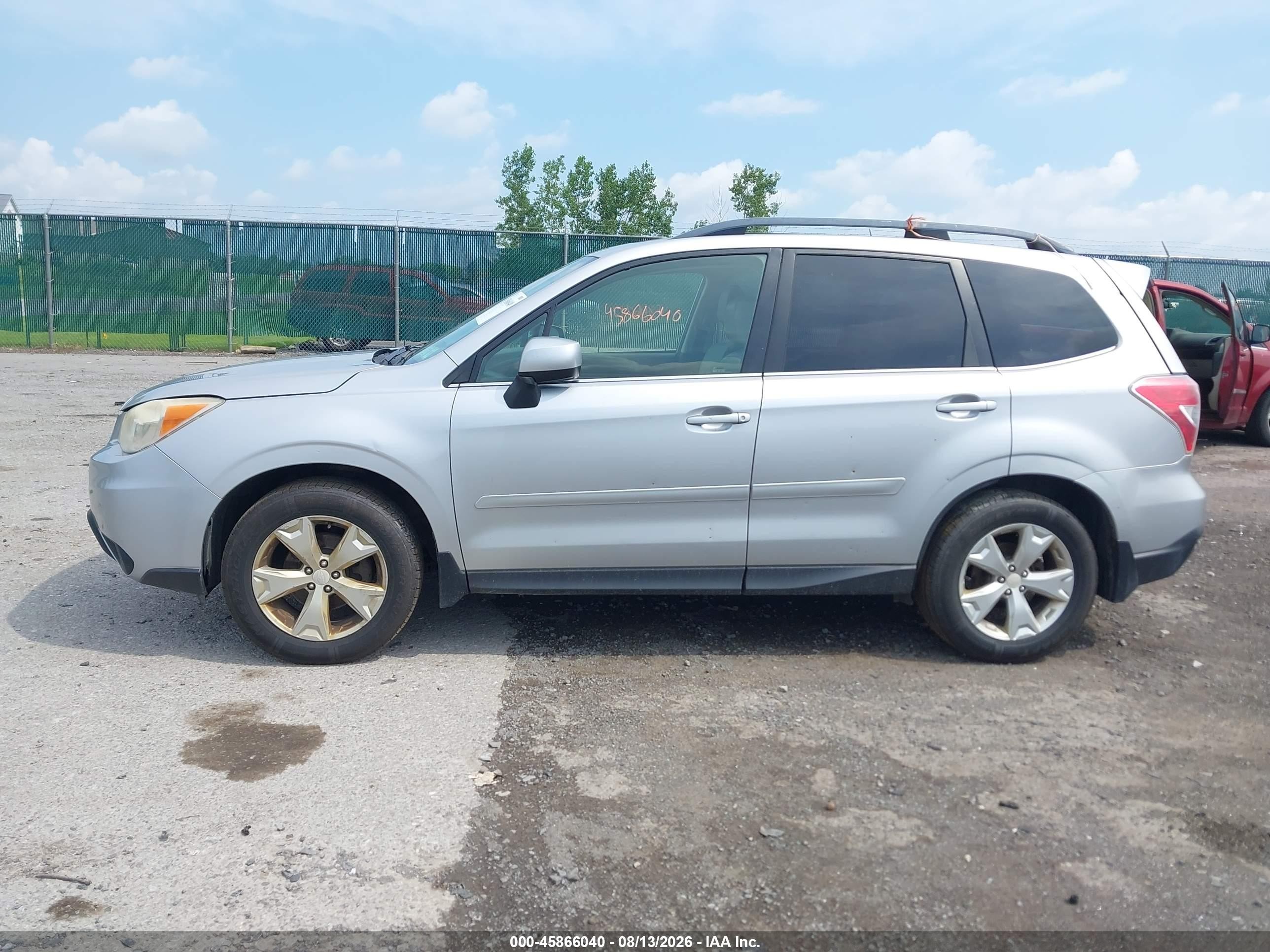 2014 Subaru Forester 2.5i Limited Silver vin: JF2SJAJC0EH513666