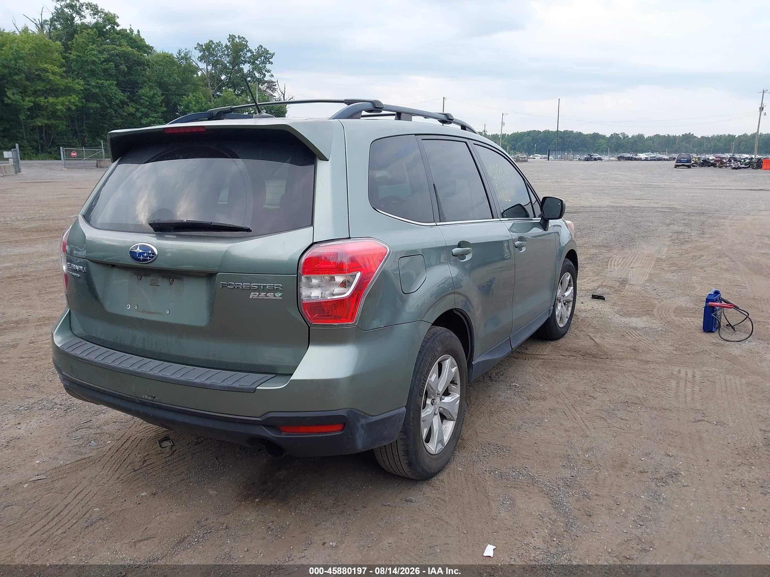 2014 Subaru Forester 2.5i Limited Green vin: JF2SJAJC0EH538485