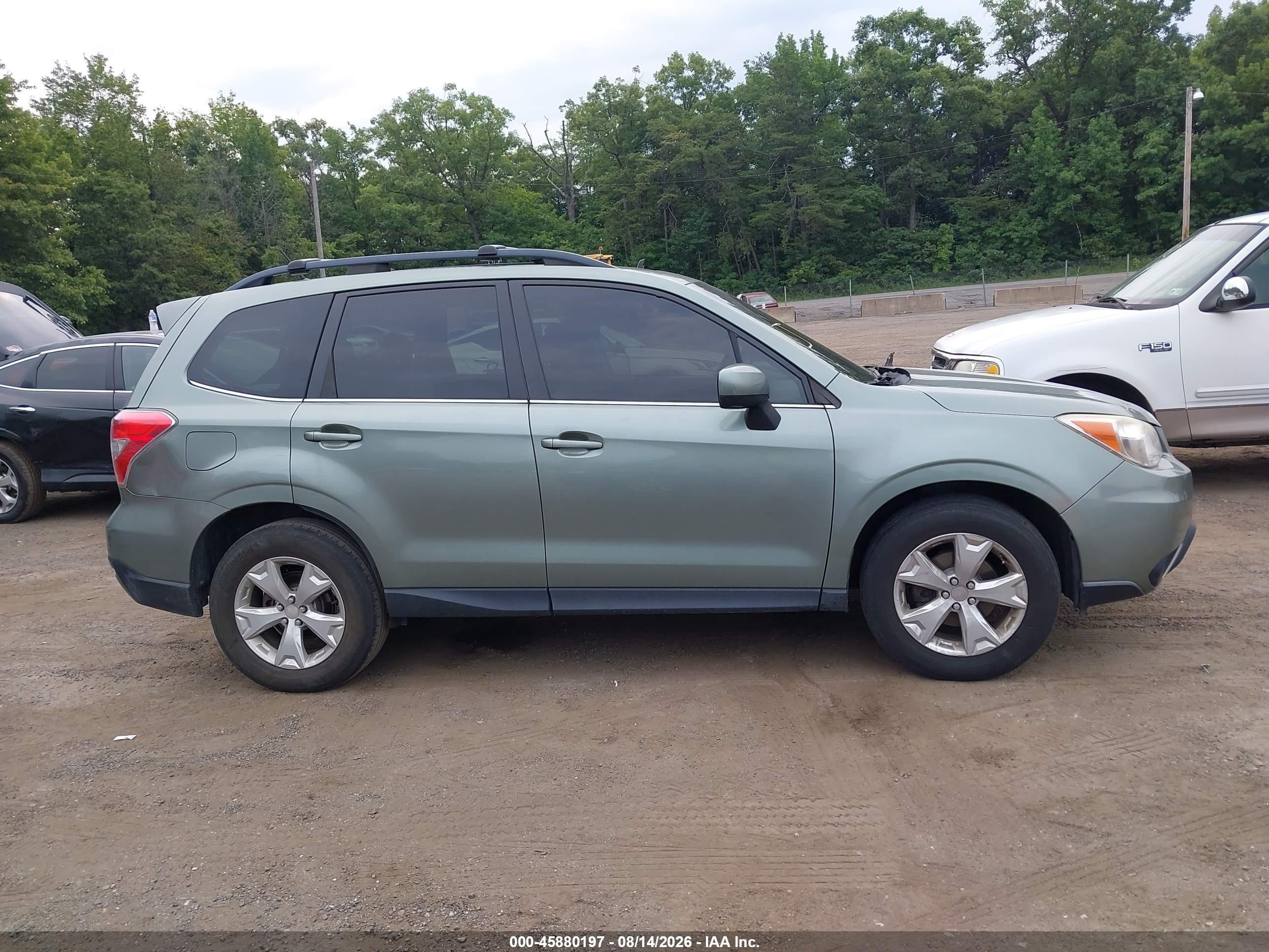 2014 Subaru Forester 2.5i Limited Green vin: JF2SJAJC0EH538485