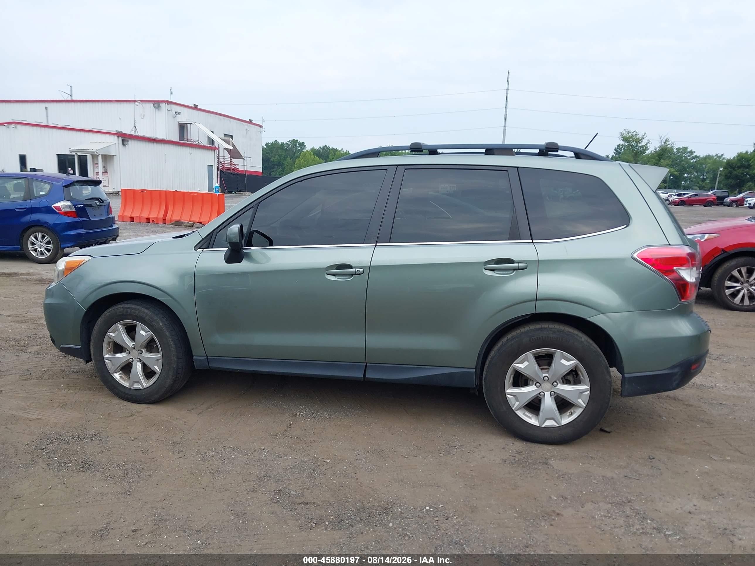 2014 Subaru Forester 2.5i Limited Green vin: JF2SJAJC0EH538485
