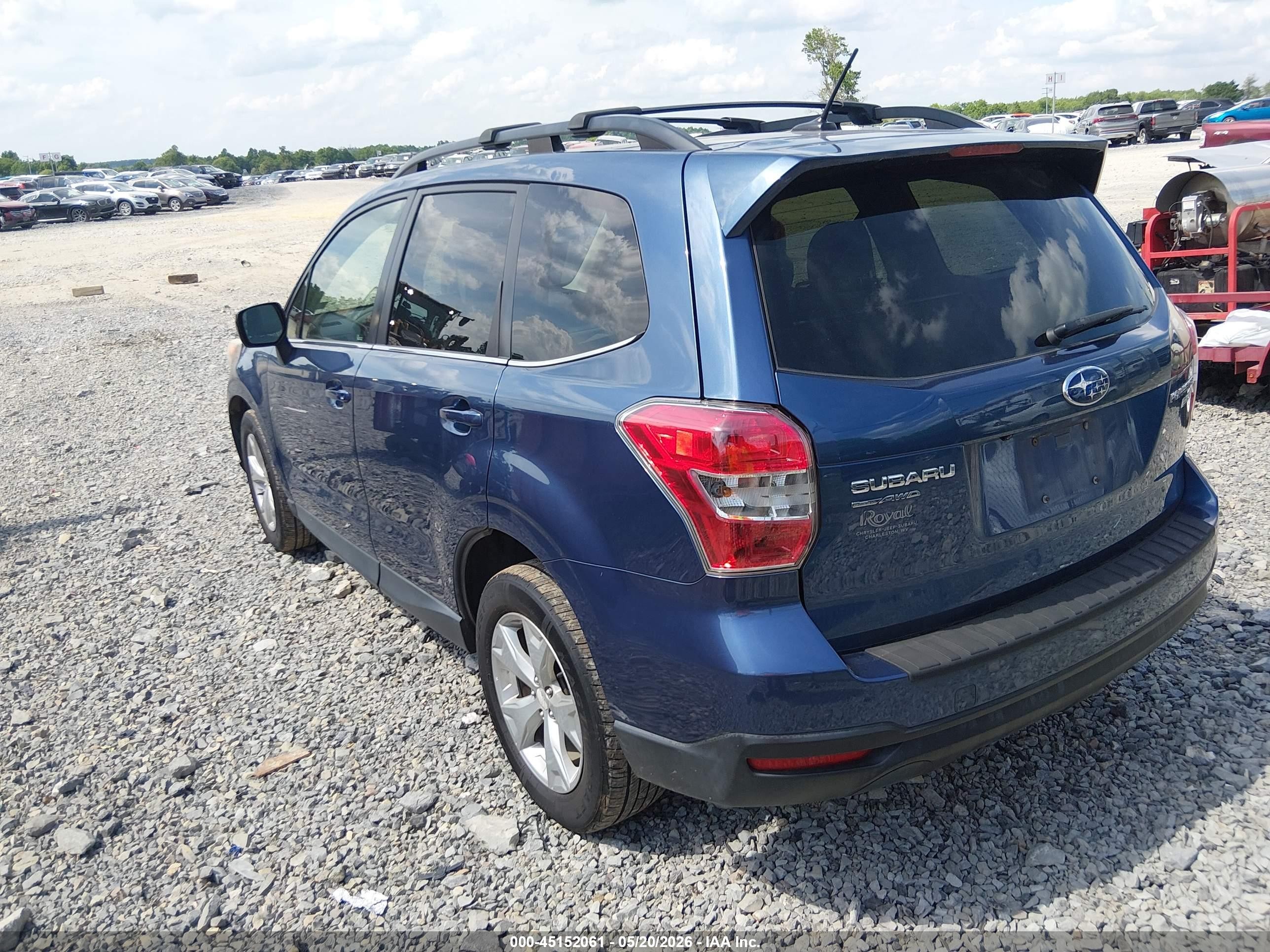2014 Subaru Forester 2.5i Limited Blue vin: JF2SJAJC0EH557117