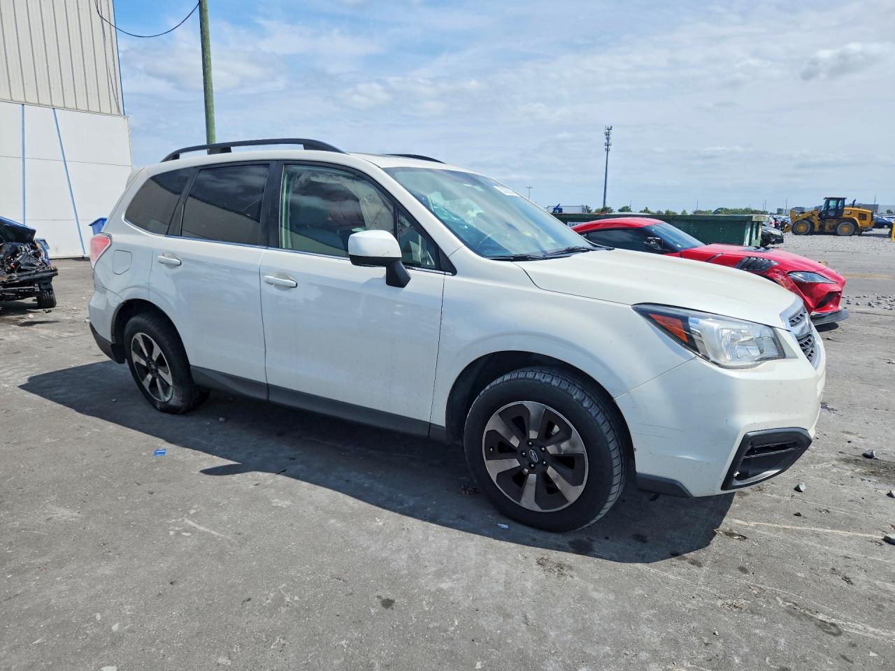 2017 Subaru Forester 2.5i Limited White vin: JF2SJAJC0HH489017