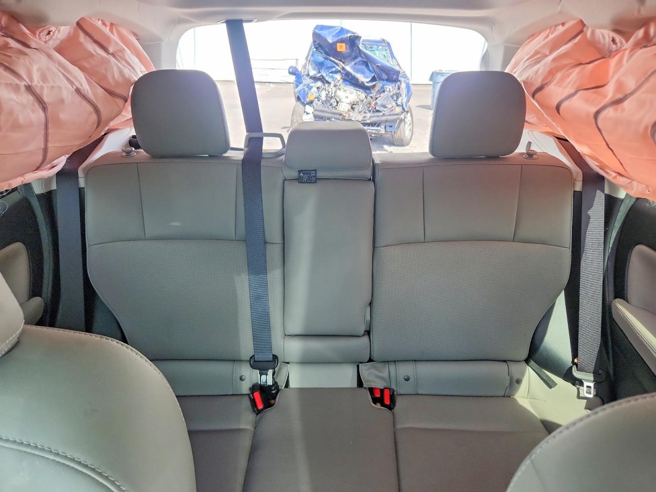 2017 Subaru Forester 2.5i Limited White vin: JF2SJAJC0HH489017