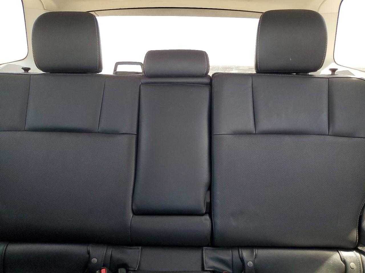 2014 Subaru Forester 2.5i Limited Silver vin: JF2SJAJC2EH545065