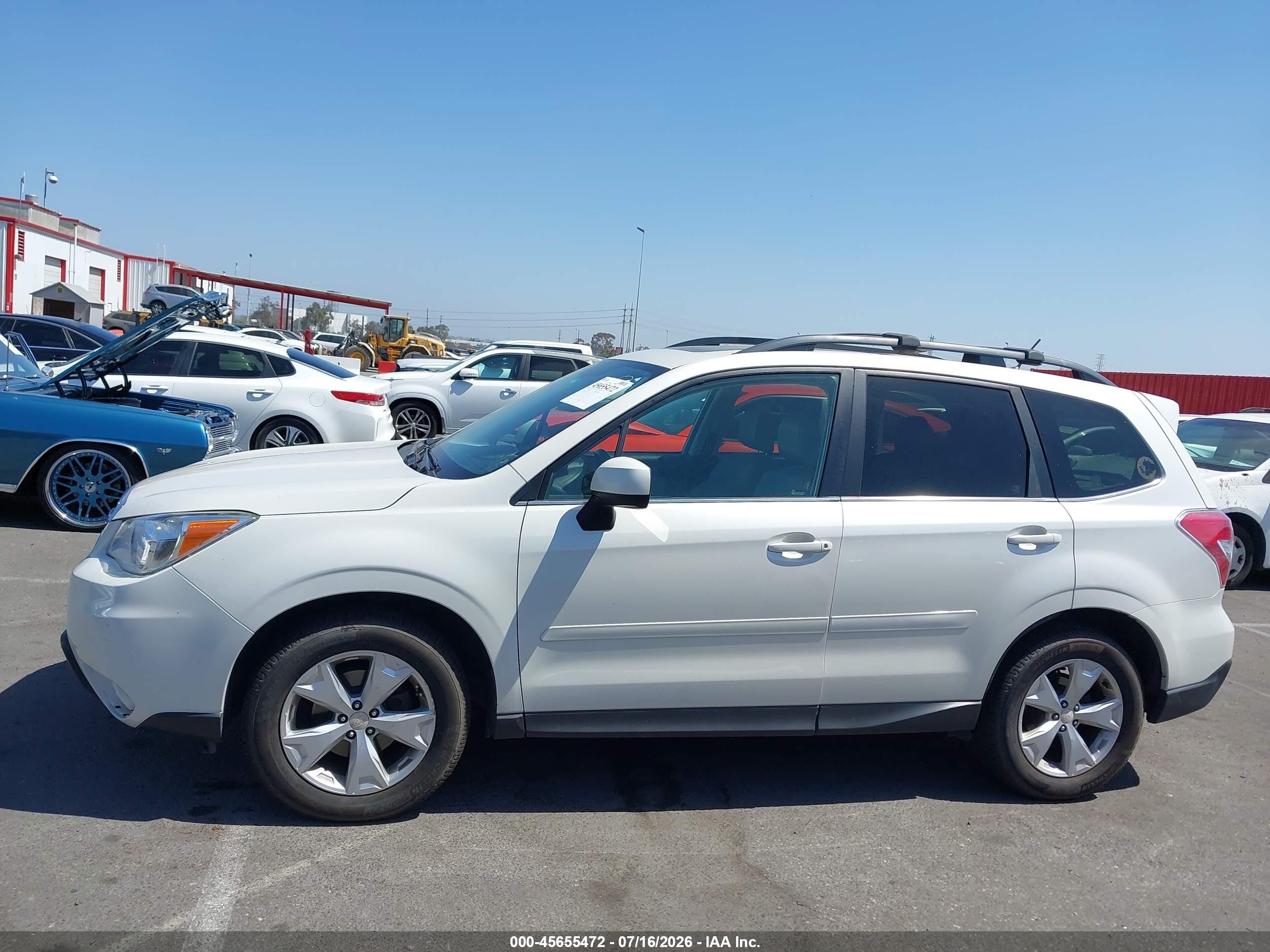 2014 Subaru Forester 2.5i Limited White vin: JF2SJAJC2EH557829