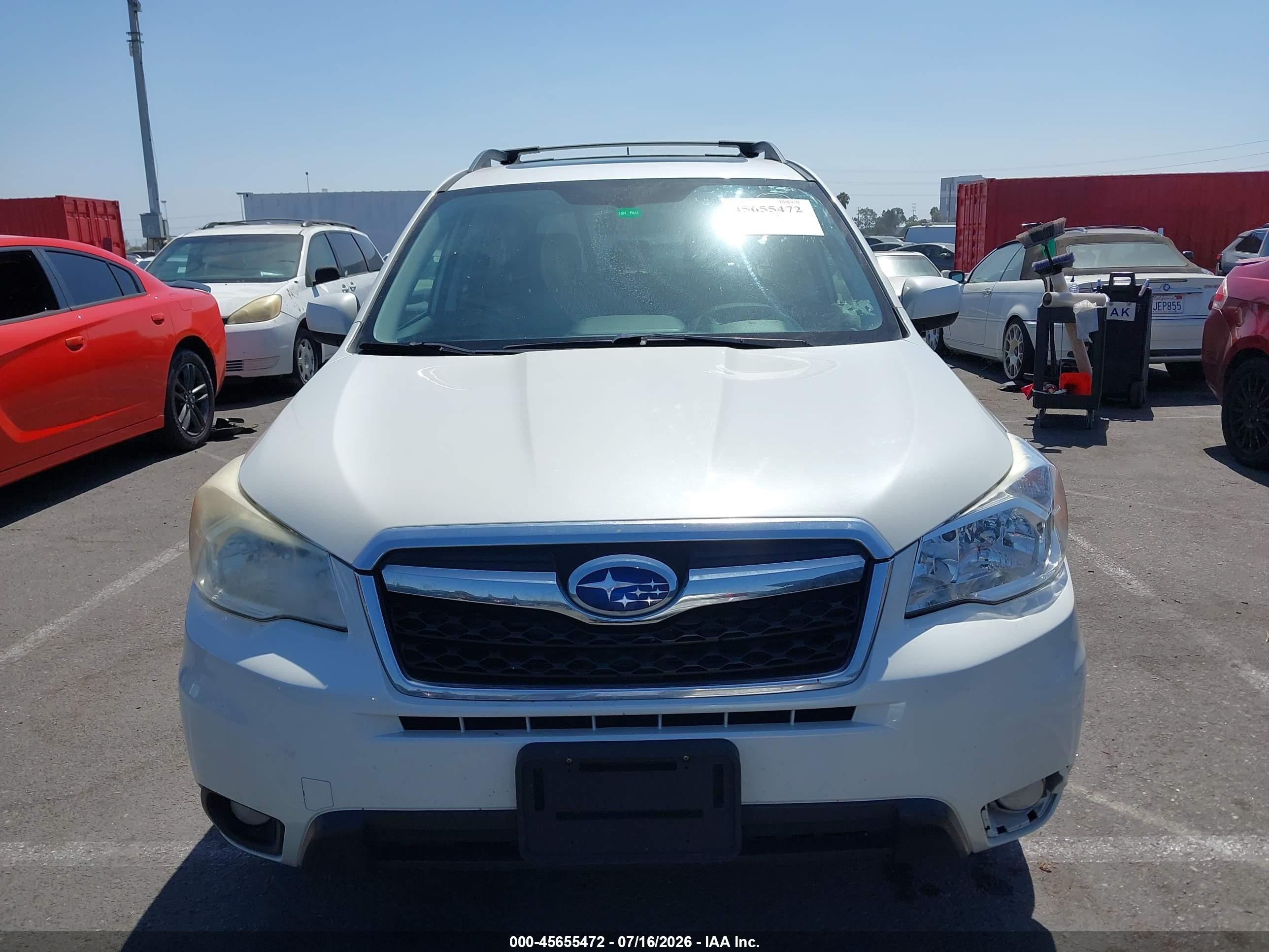2014 Subaru Forester 2.5i Limited White vin: JF2SJAJC2EH557829