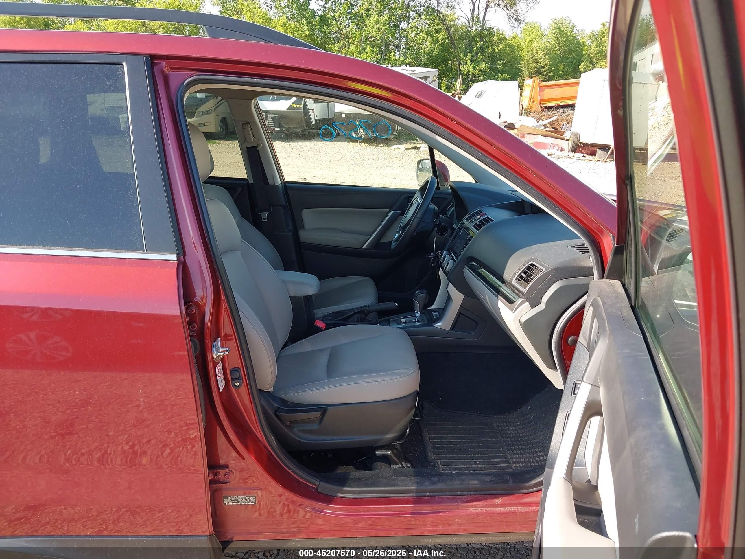 2017 Subaru Forester 2.5i Limited Red vin: JF2SJAJC2HH478522