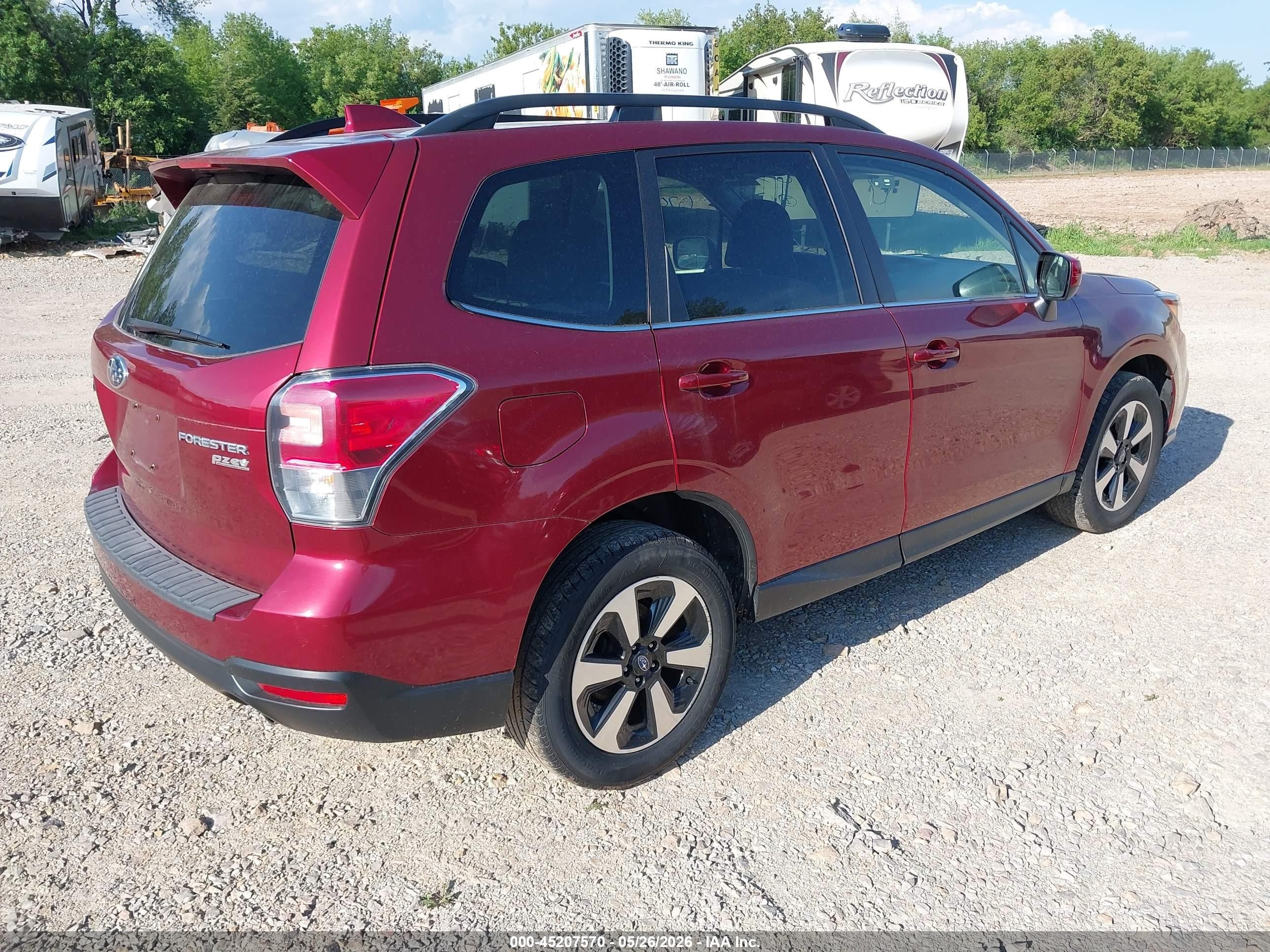 2017 Subaru Forester 2.5i Limited Red vin: JF2SJAJC2HH478522