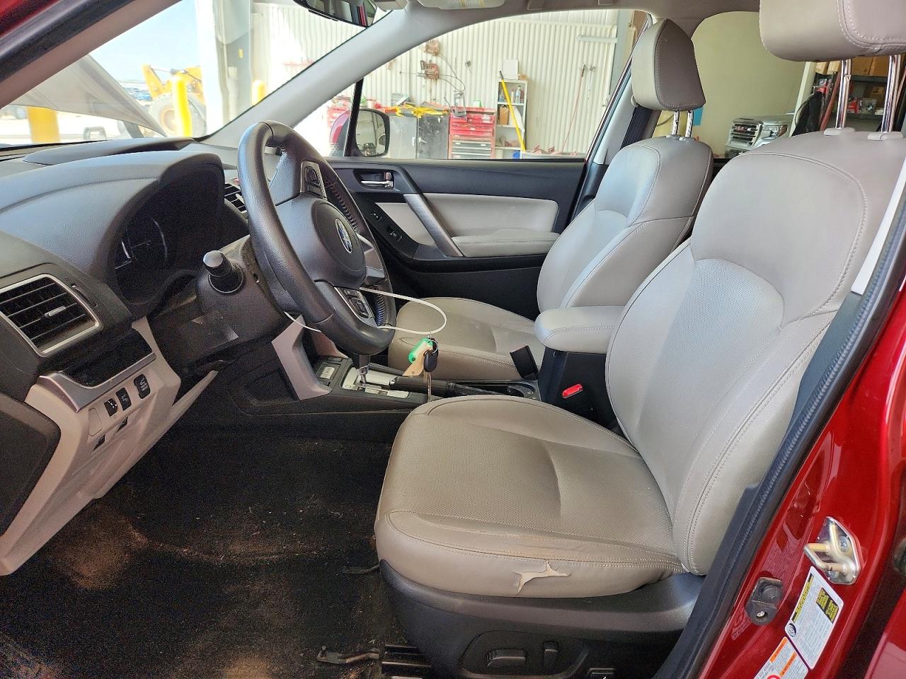 2017 Subaru Forester 2.5i Limited Maroon vin: JF2SJAJC2HH571301