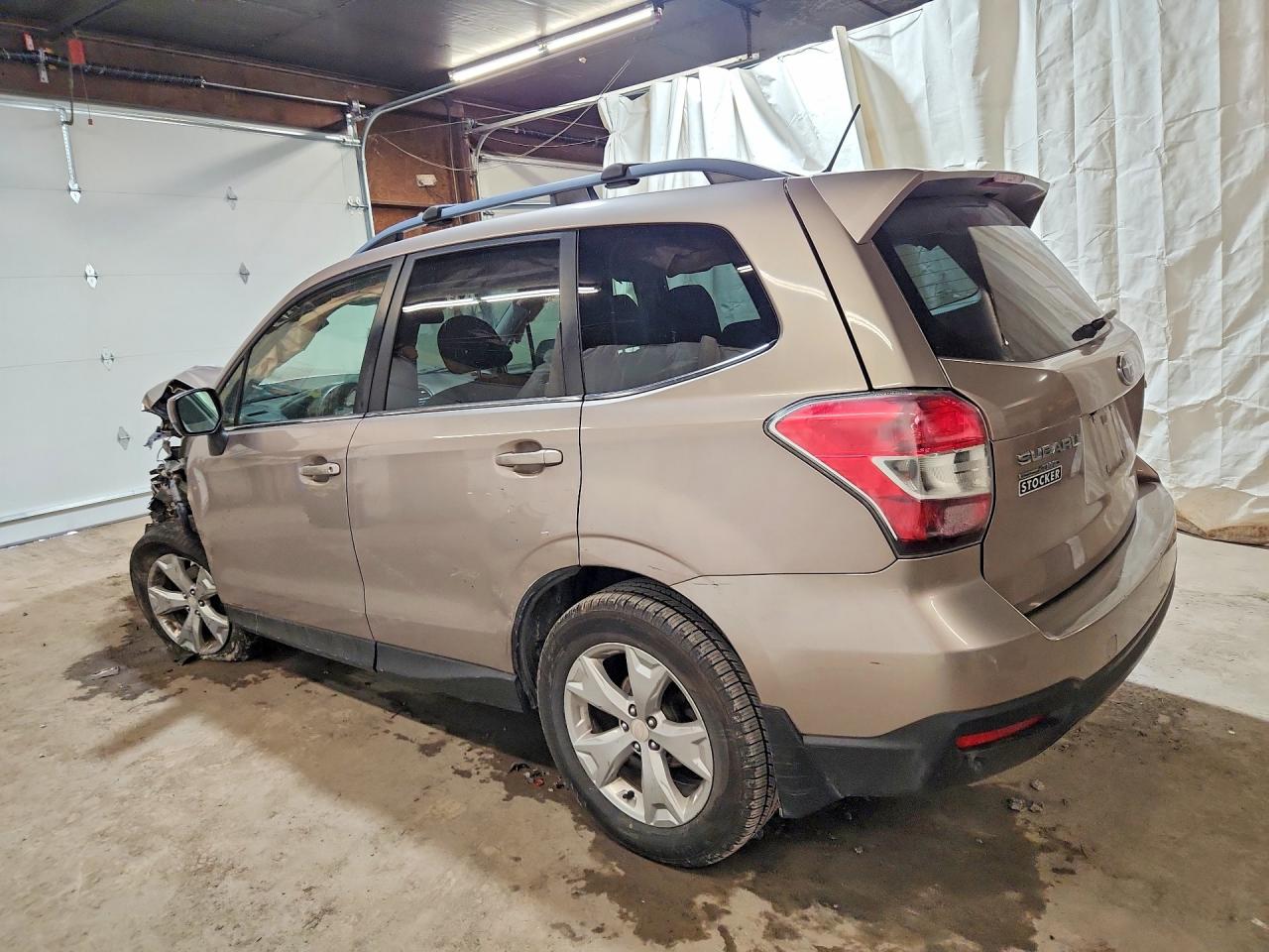 2014 Subaru Forester 2.5i Limited Beige vin: JF2SJAJC3EH456511