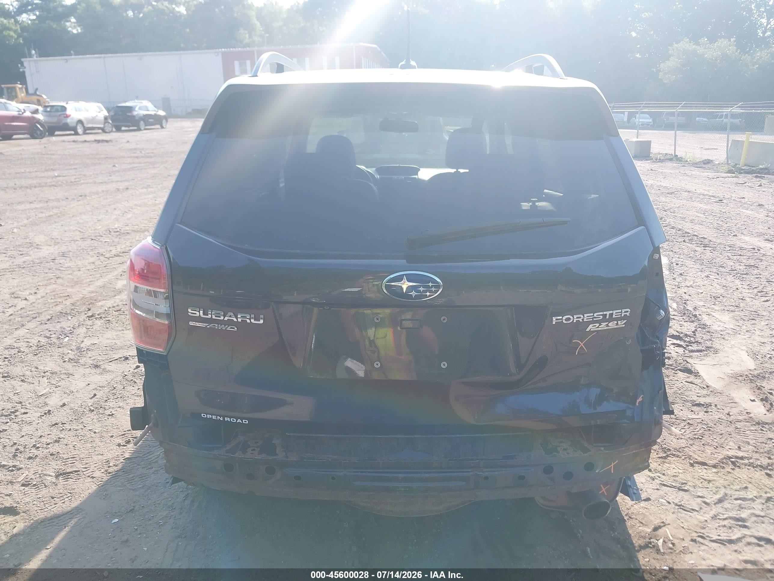 2014 Subaru Forester 2.5i Limited Gray vin: JF2SJAJC6EH471746