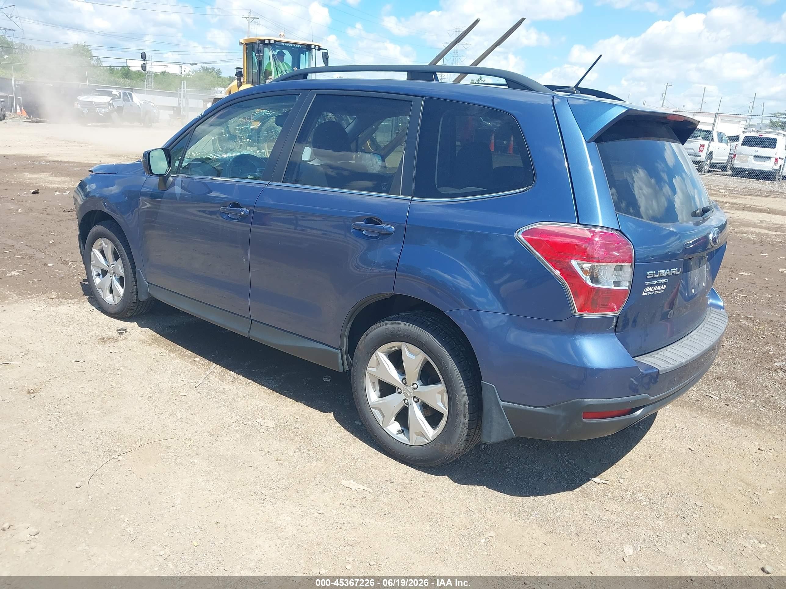 2014 Subaru Forester 2.5i Limited Blue vin: JF2SJAJC7EH492623