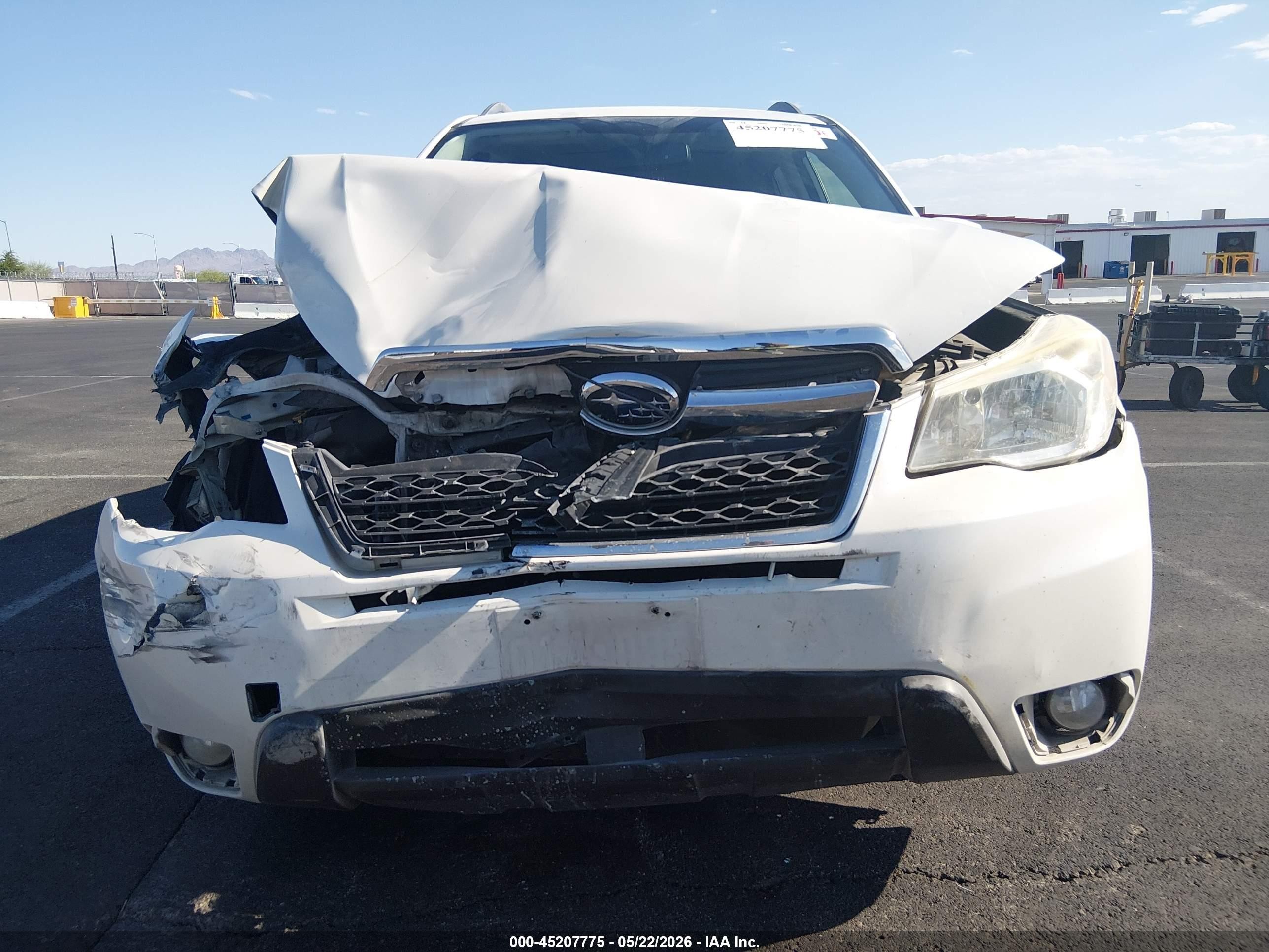 2014 Subaru Forester 2.5i Limited White vin: JF2SJAJC8EH400807