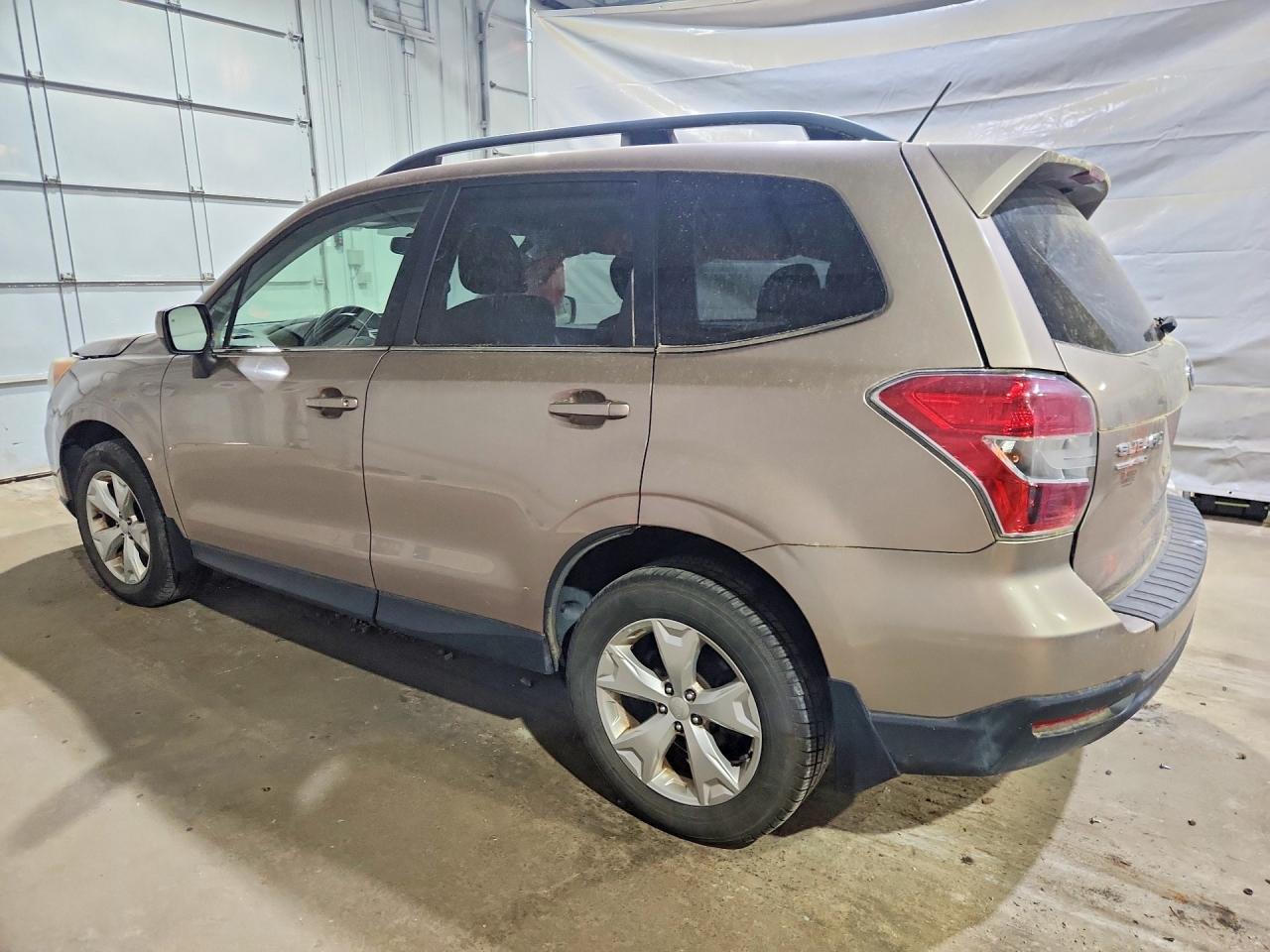 2014 Subaru Forester Brown vin: JF2SJAJC9EH423657