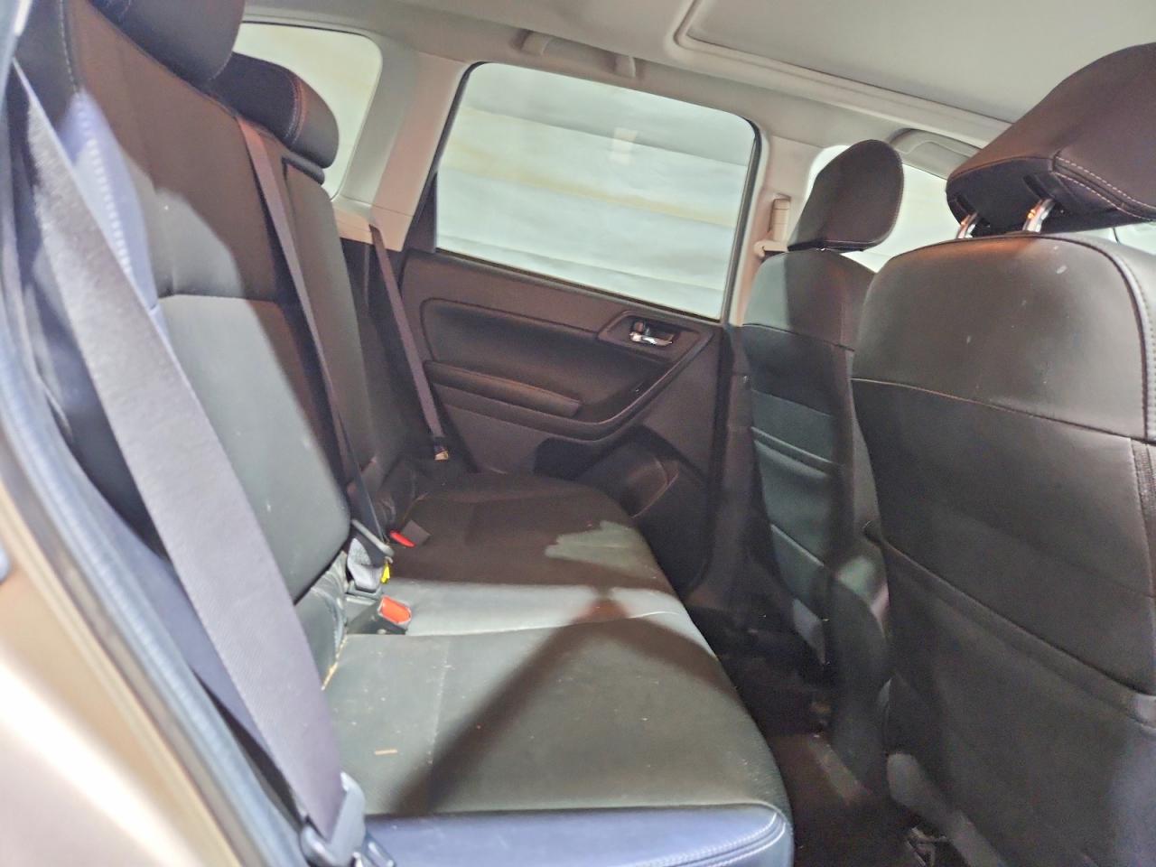 2014 Subaru Forester Brown vin: JF2SJAJC9EH423657